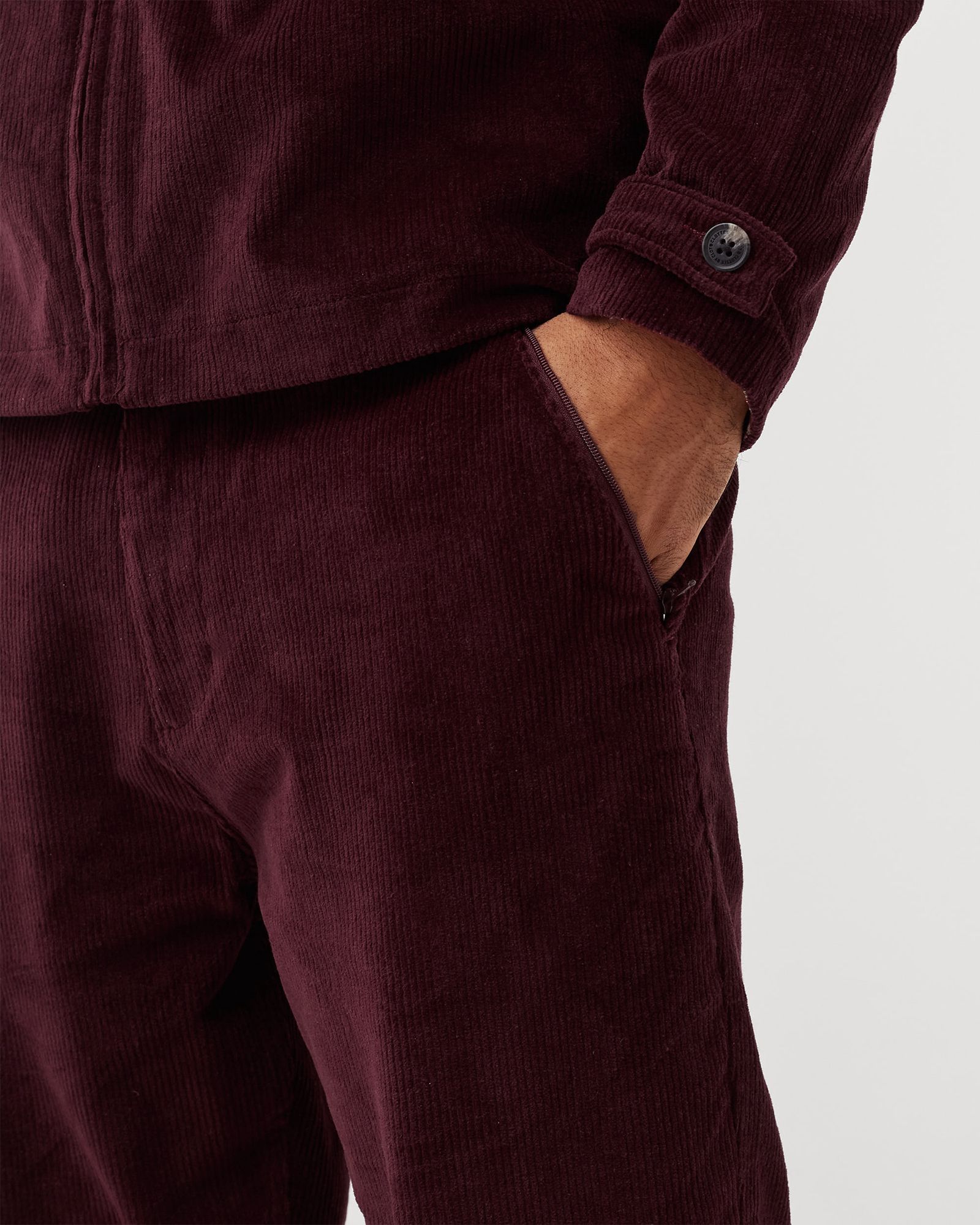 VELVET TAPEPED PANTS