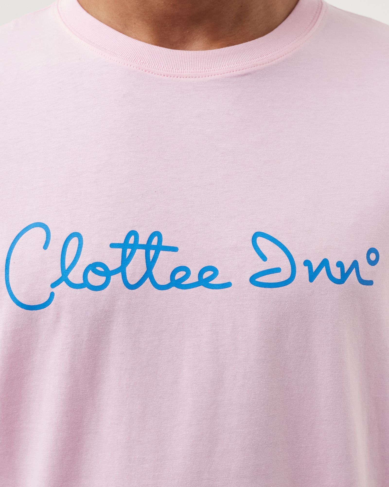 CLOTTEE INN TEE