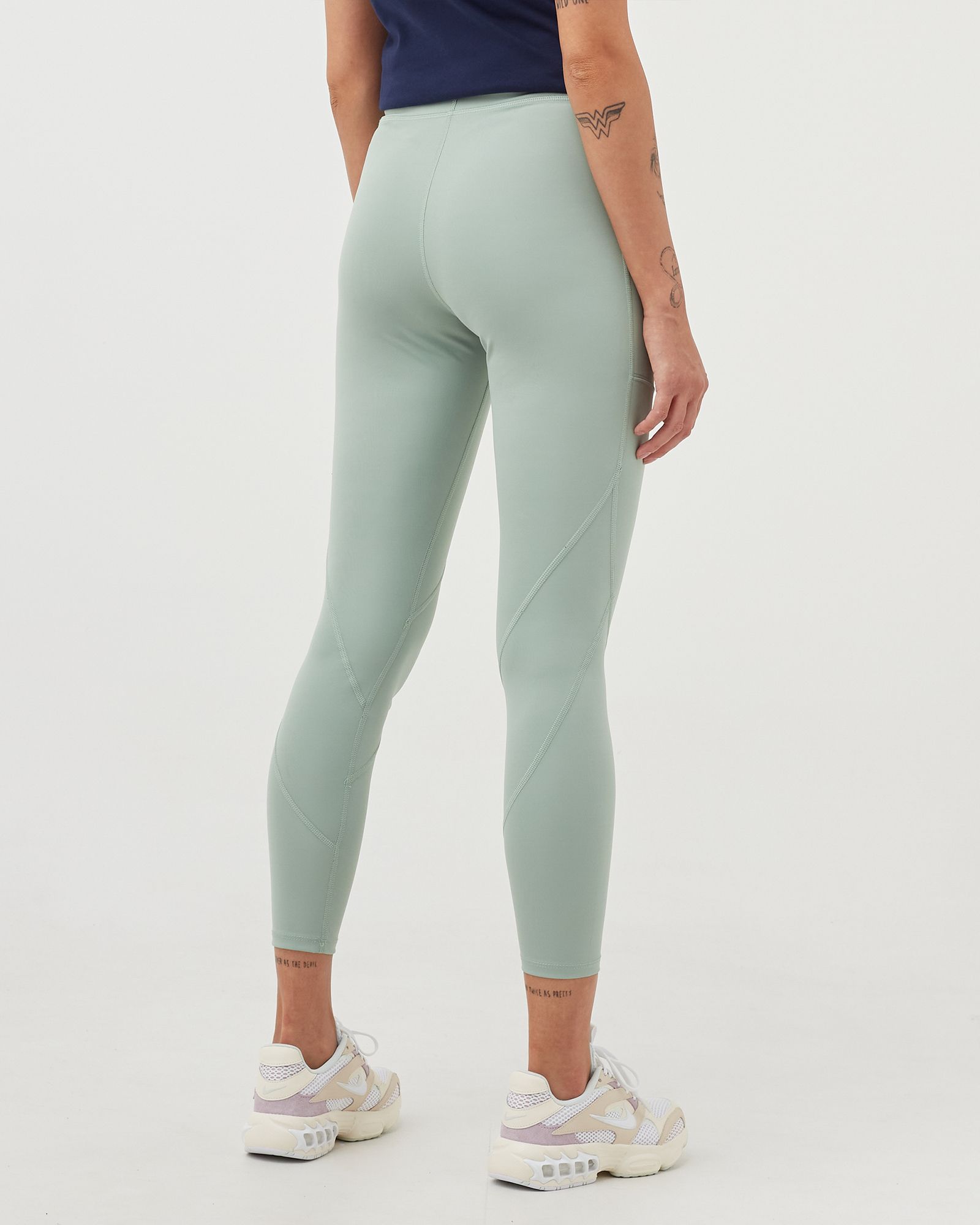 WMNS ESSENTIALS 7/8 Leggings