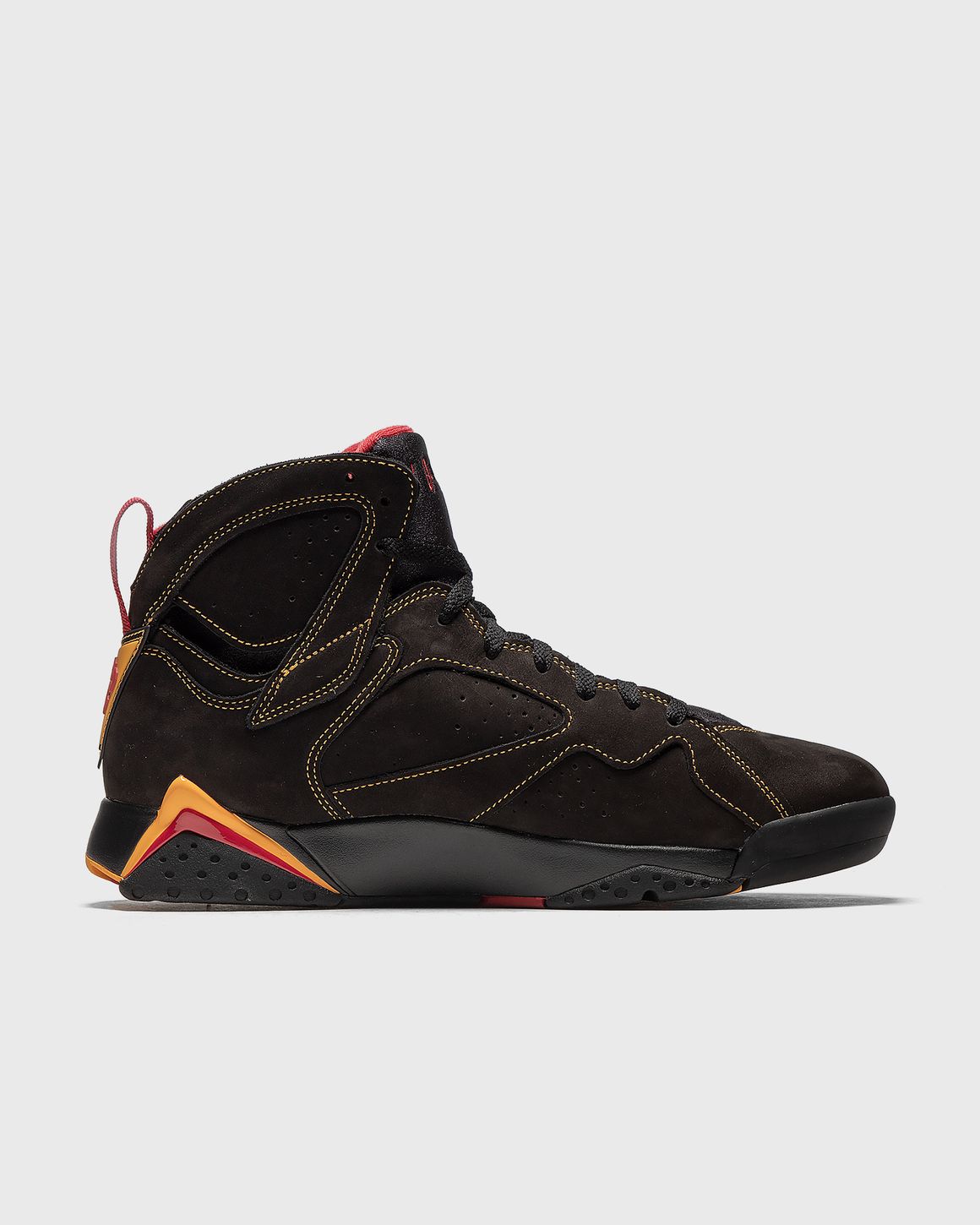 Black and red 7's jordans online