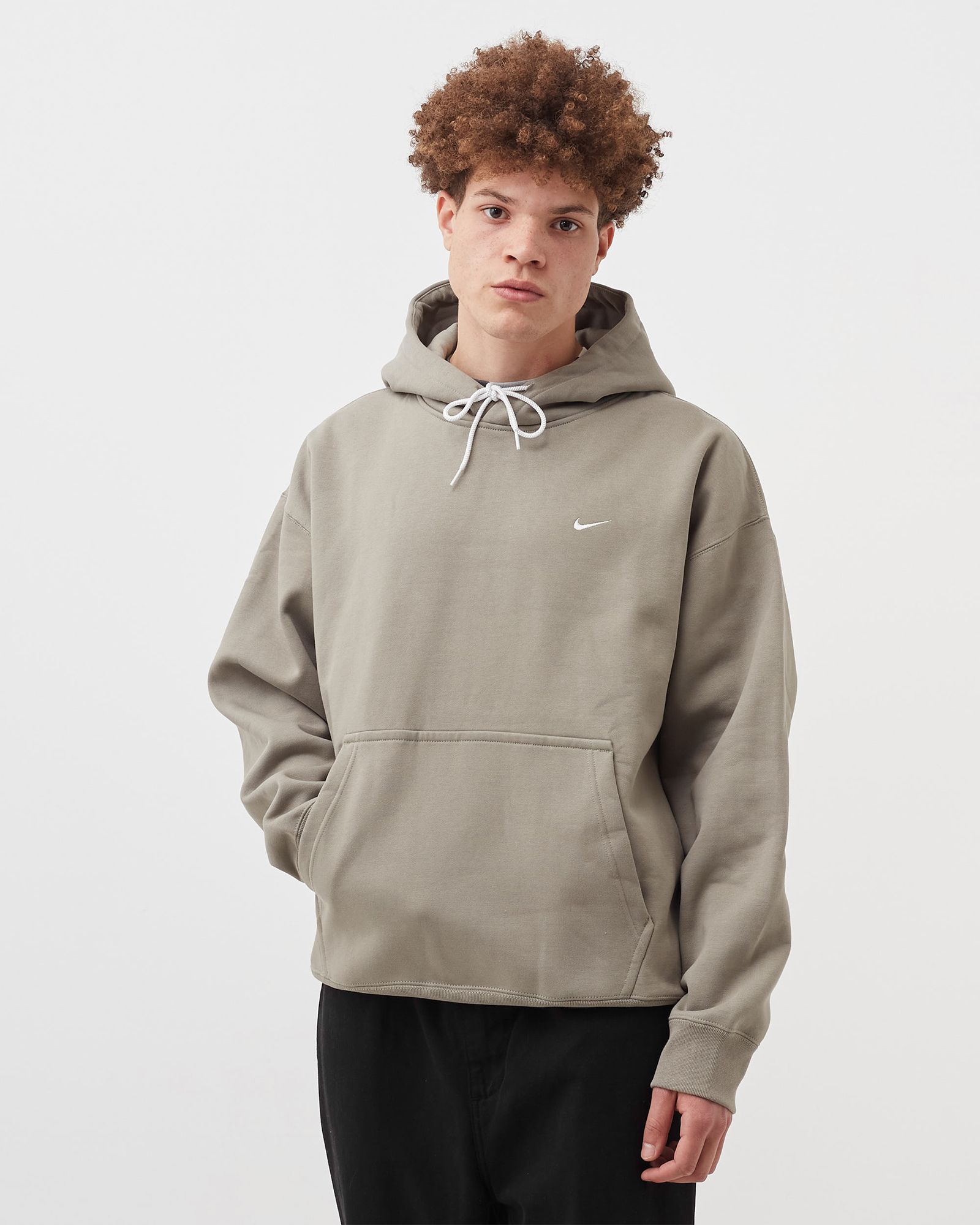 SOLO SWOOSH FLEECE HOODIE