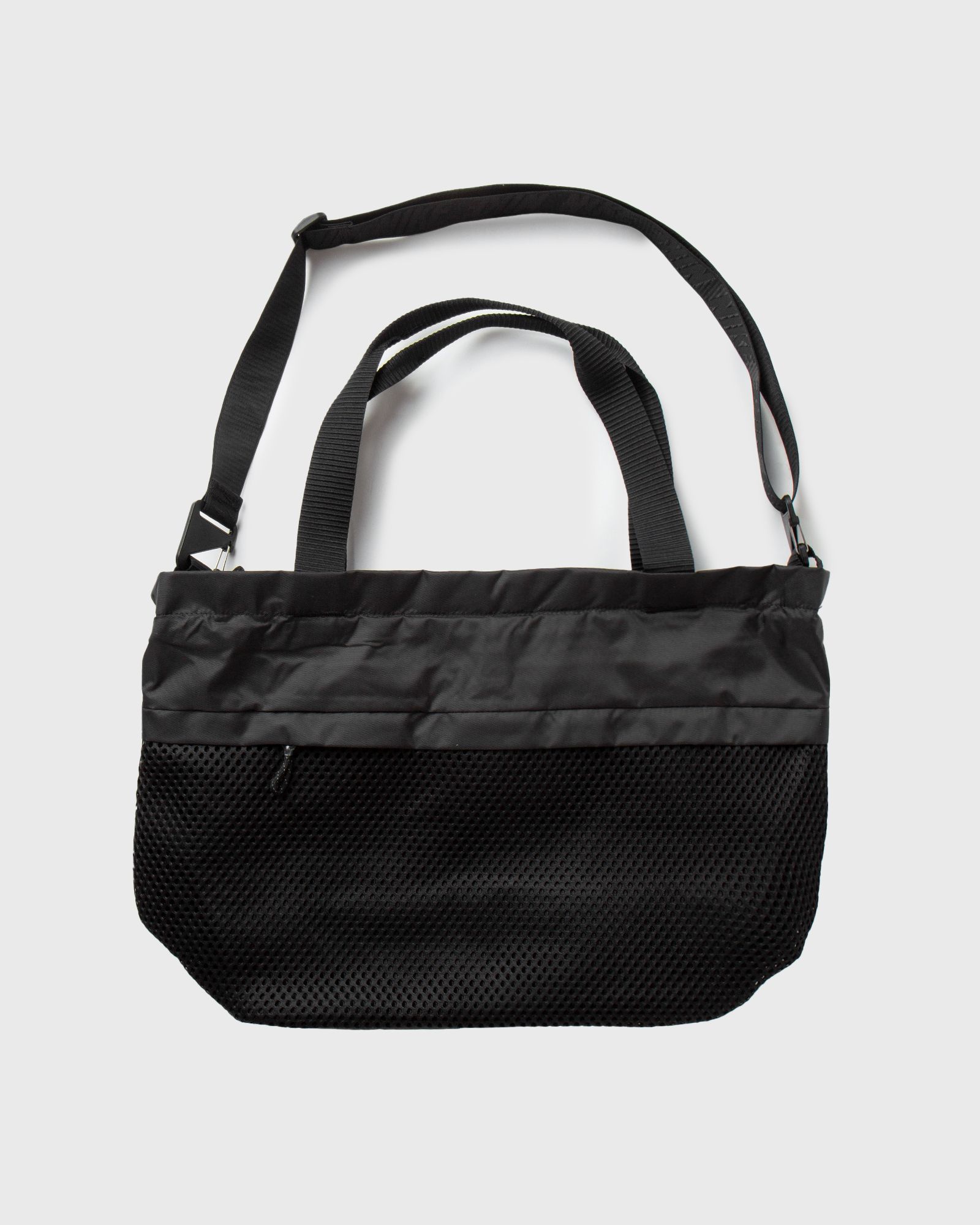 SPORTSWEAR ESSENTIALS TOTE BAG