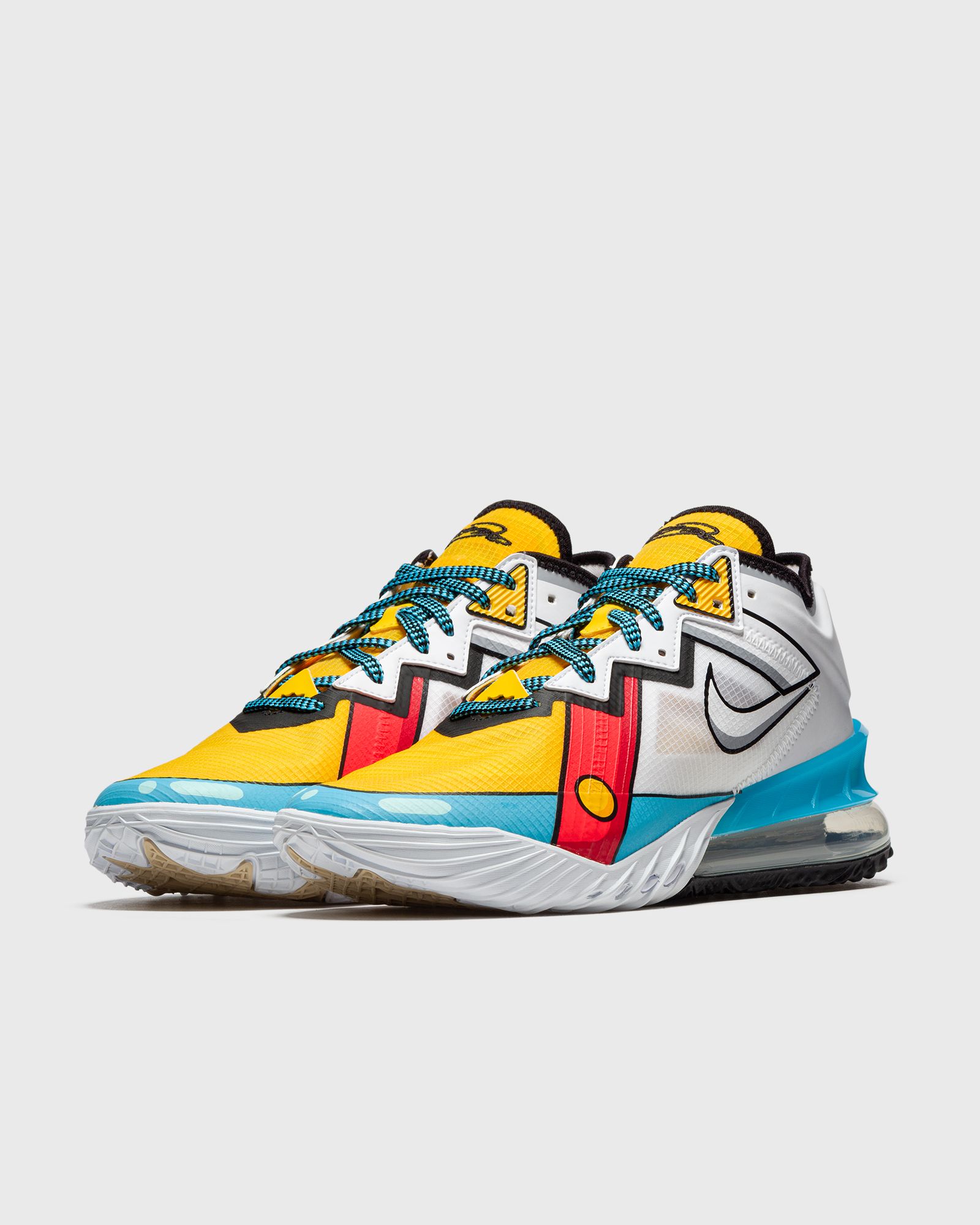 LeBron 18 Low 'Stewie Griffin'