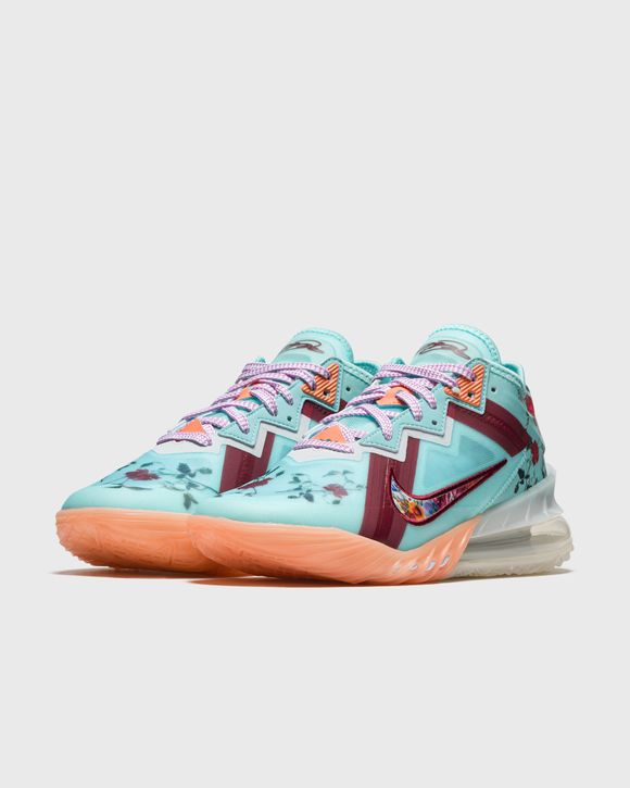 LeBron 18 Low