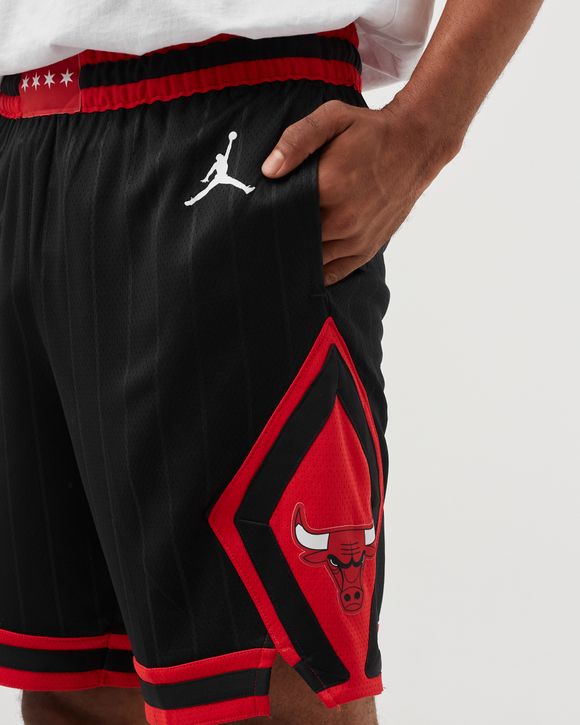 Chicago Bulls Statement Edition Men's Jordan NBA Swingman Shorts. Nike GB