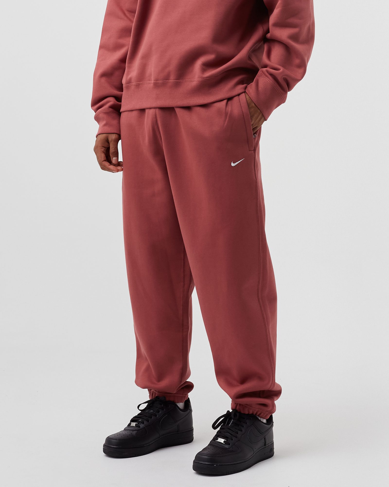 NIKELAB Solo Swoosh Fleece Pant