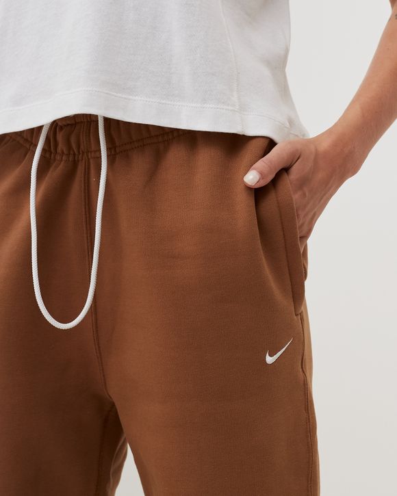 Nike Sportswear Women's High-Waisted Velour Joggers (Ale Brown