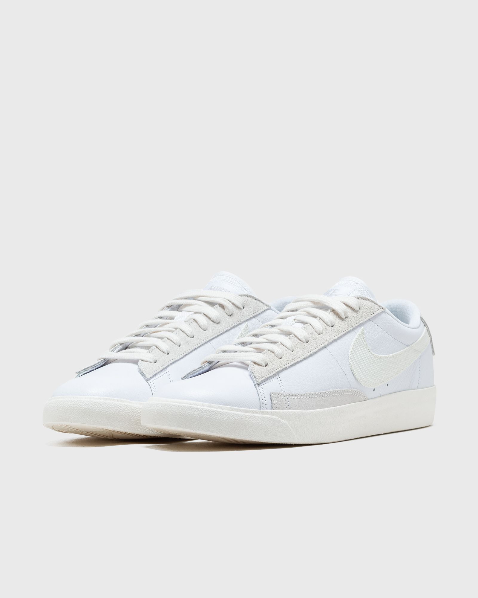 NIKE BLAZER LOW LEATHER