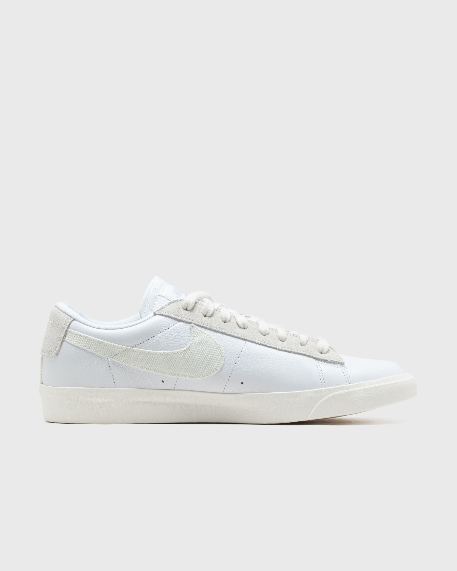 NIKE BLAZER LOW LEATHER