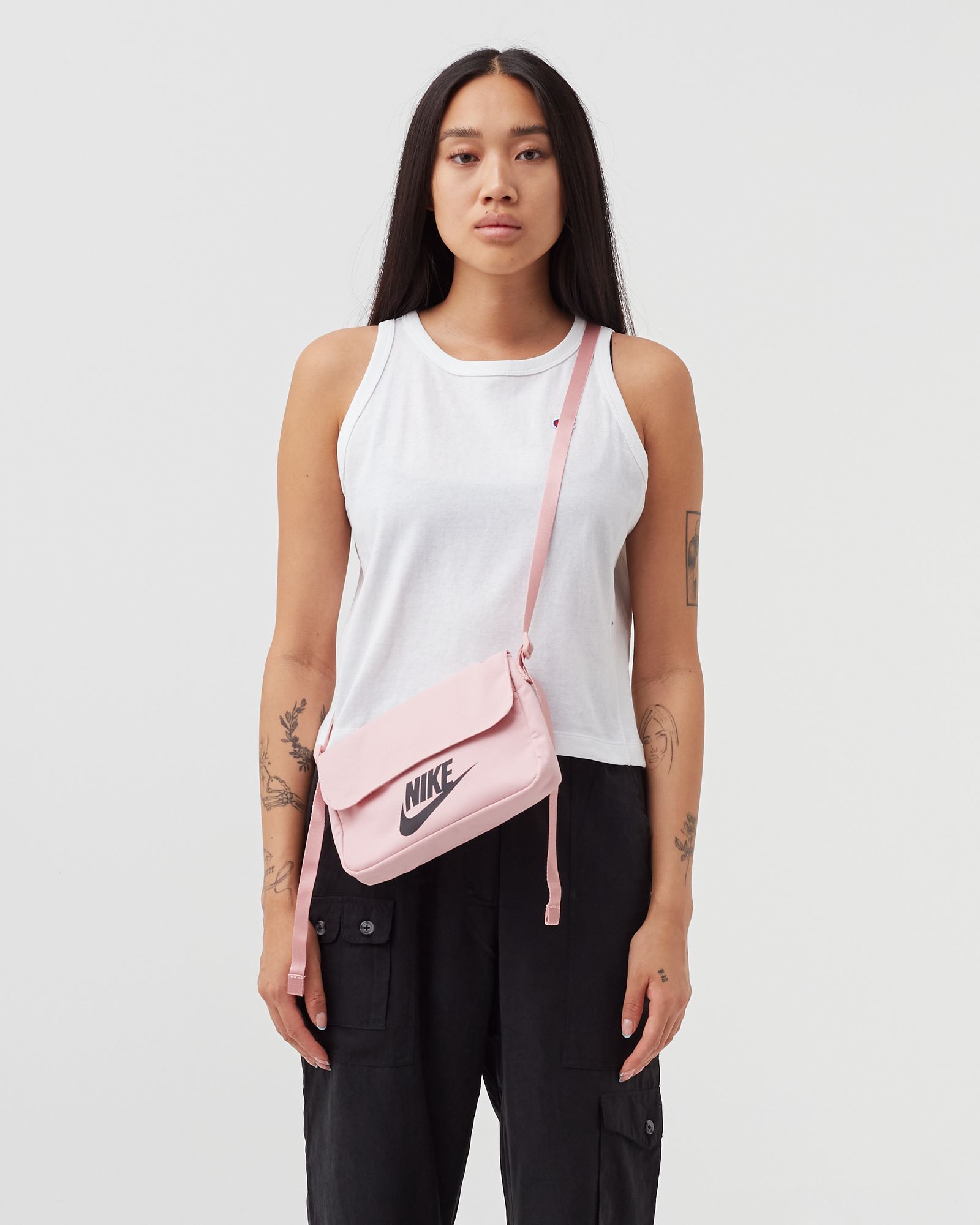 WMNS Revel Crossbody Bag