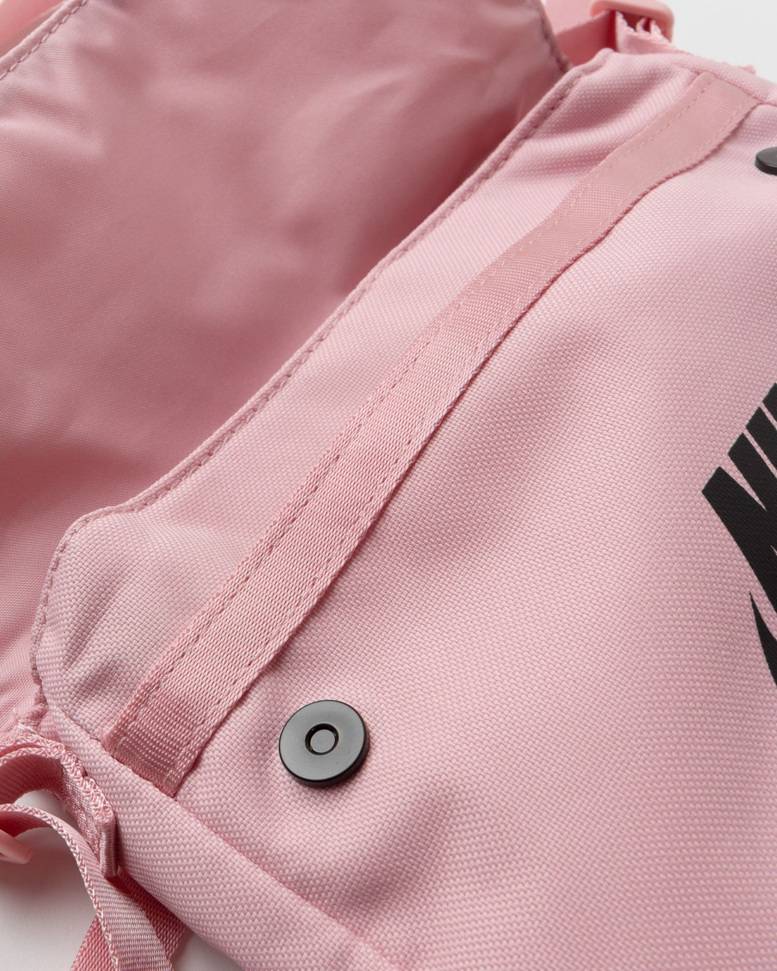 WMNS Revel Crossbody Bag