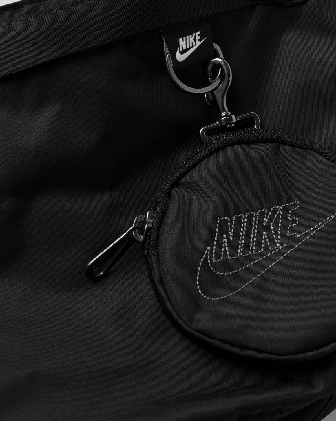 Nike WMNS Futura Luxe Tote Black | BSTN Store