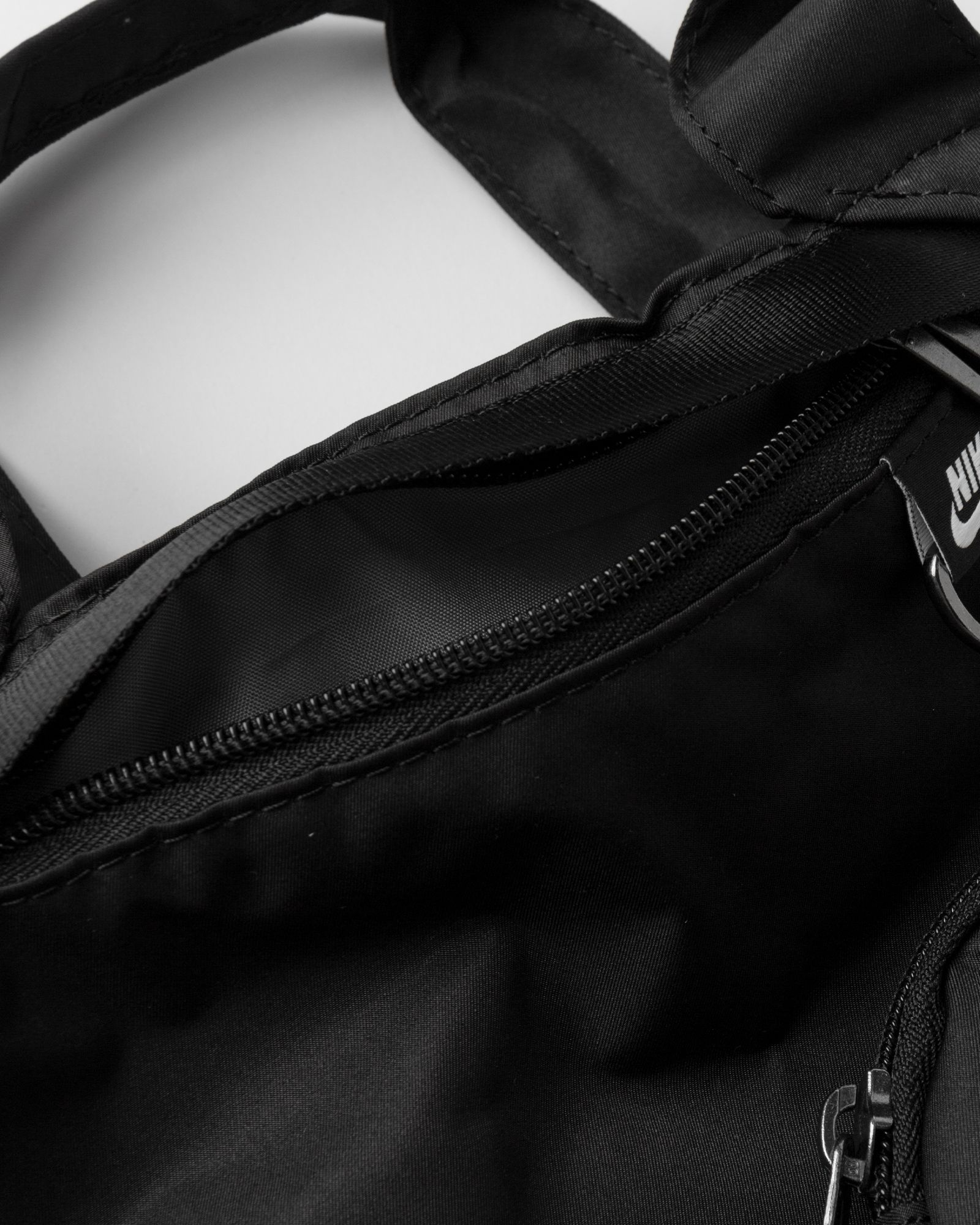 WMNS Futura Luxe Tote