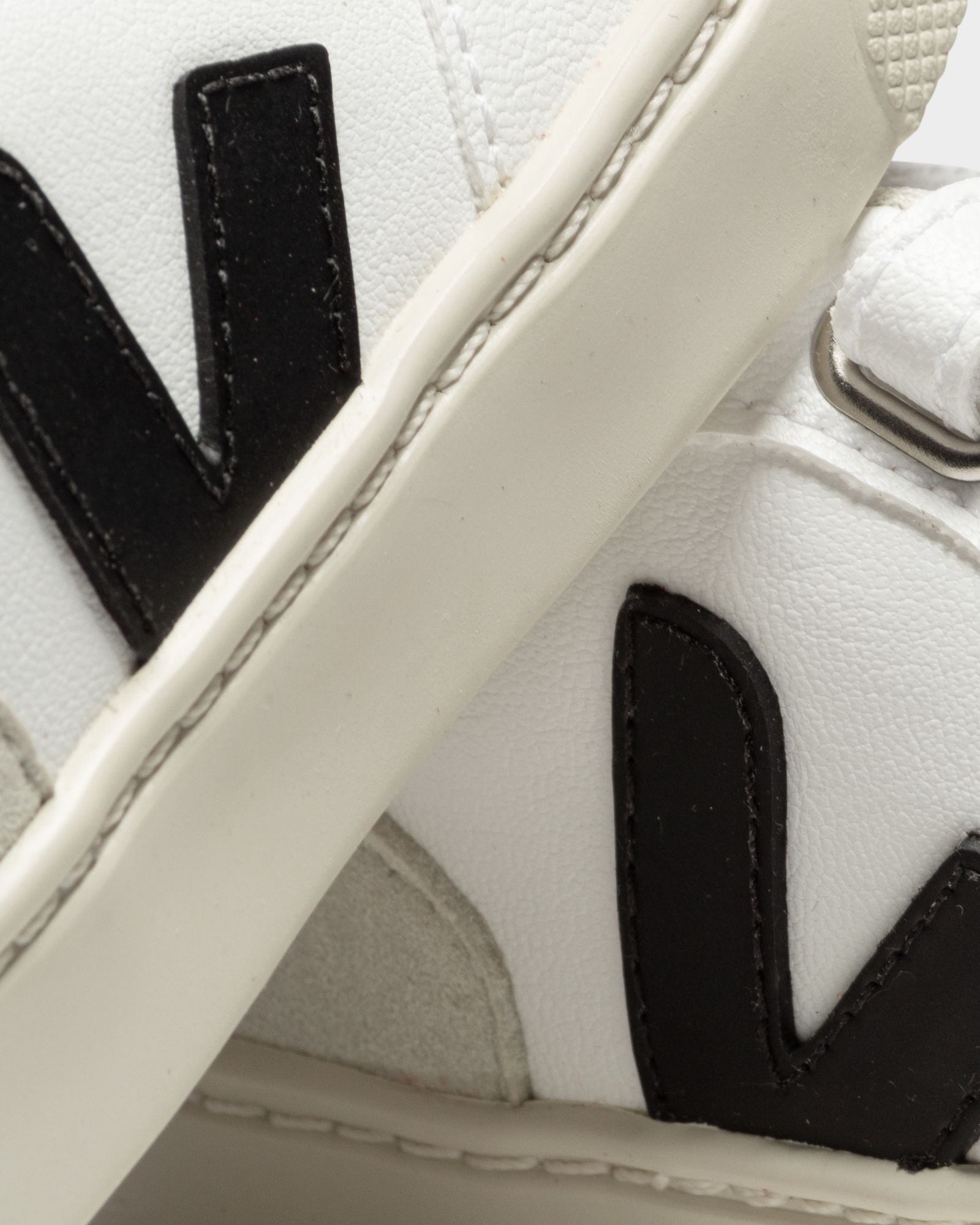 SMALL-V-10-VELCRO CWL