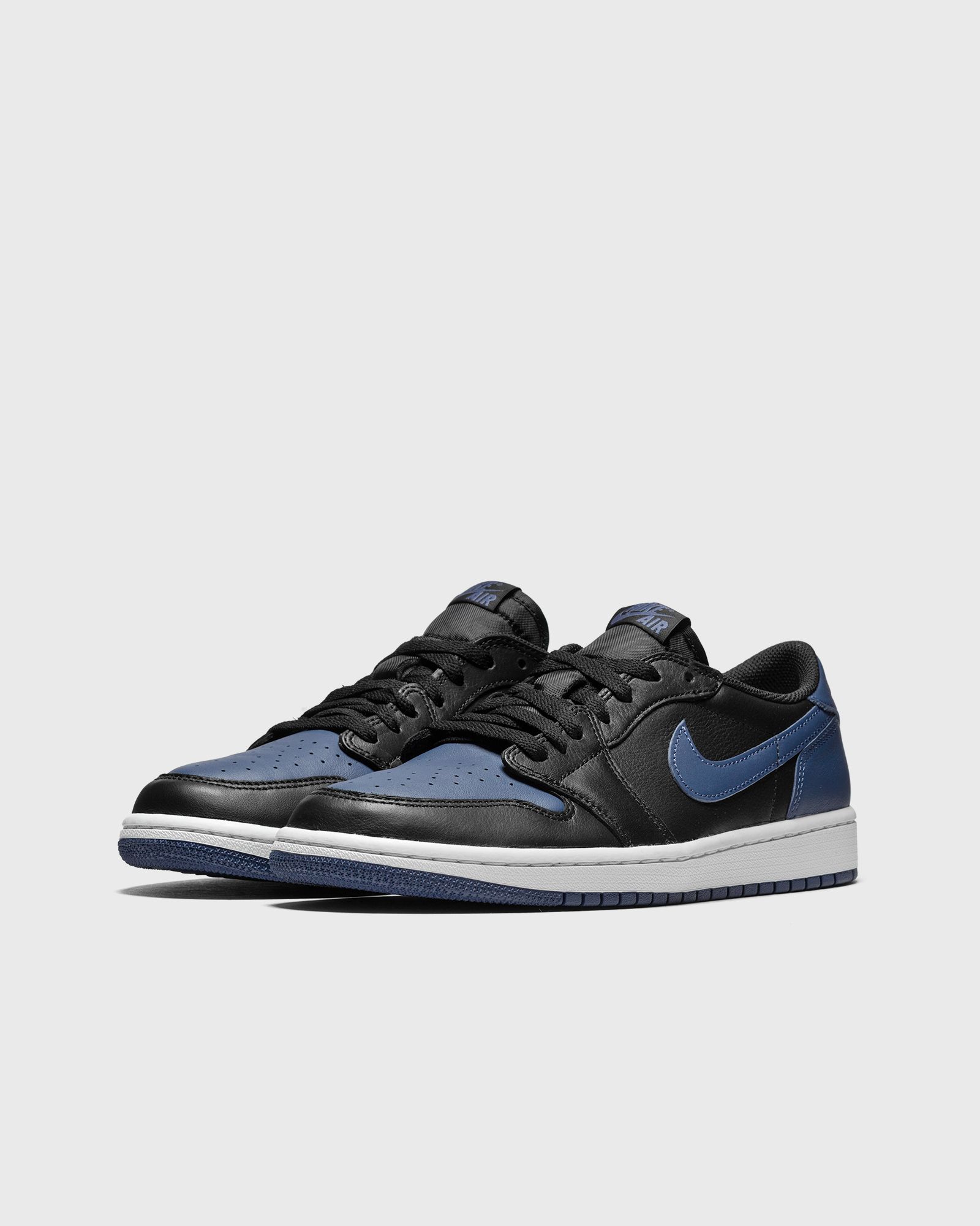 WMNS Air Jordan 1 Low OG "Mystic Navy"