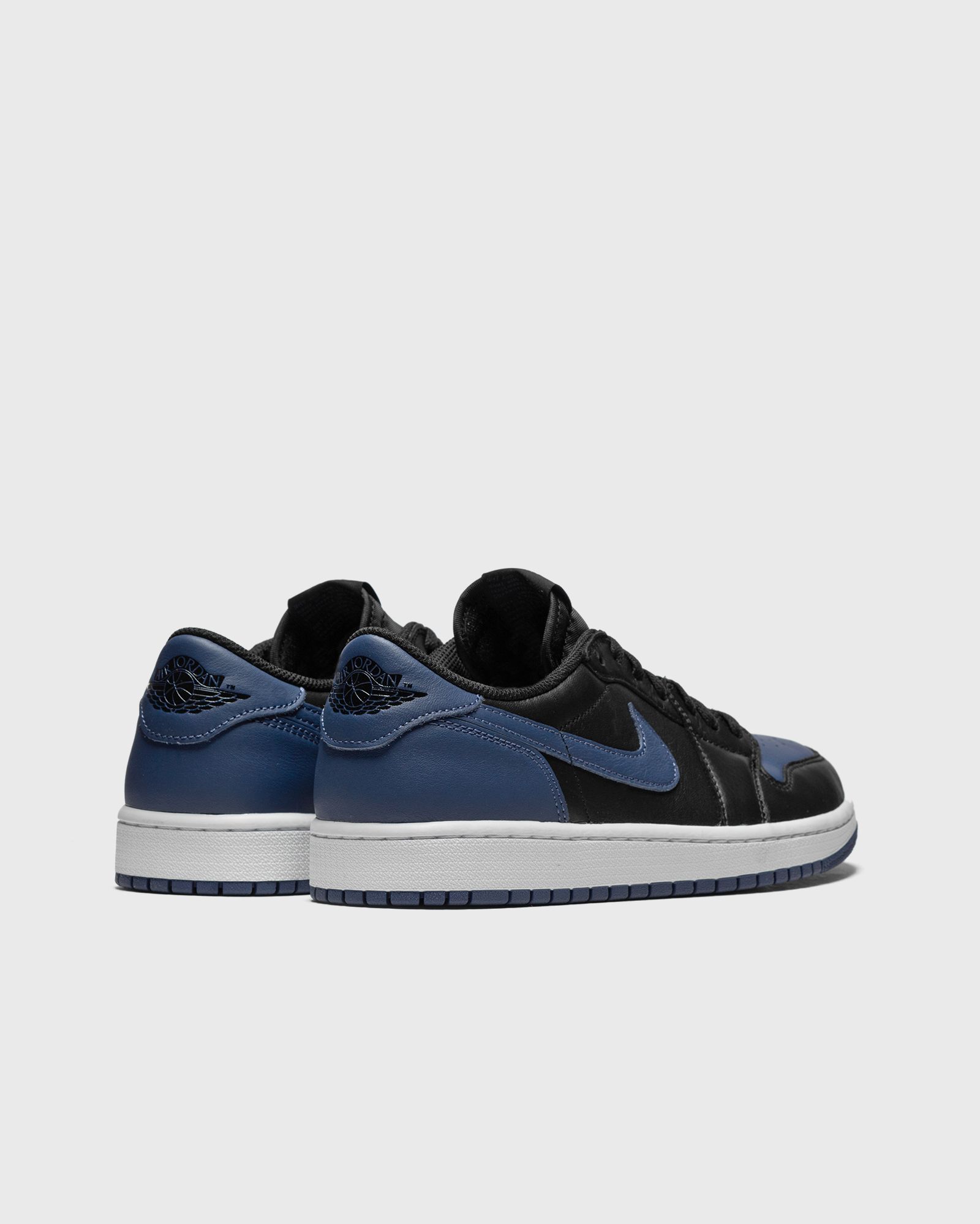 WMNS Air Jordan 1 Low OG "Mystic Navy"