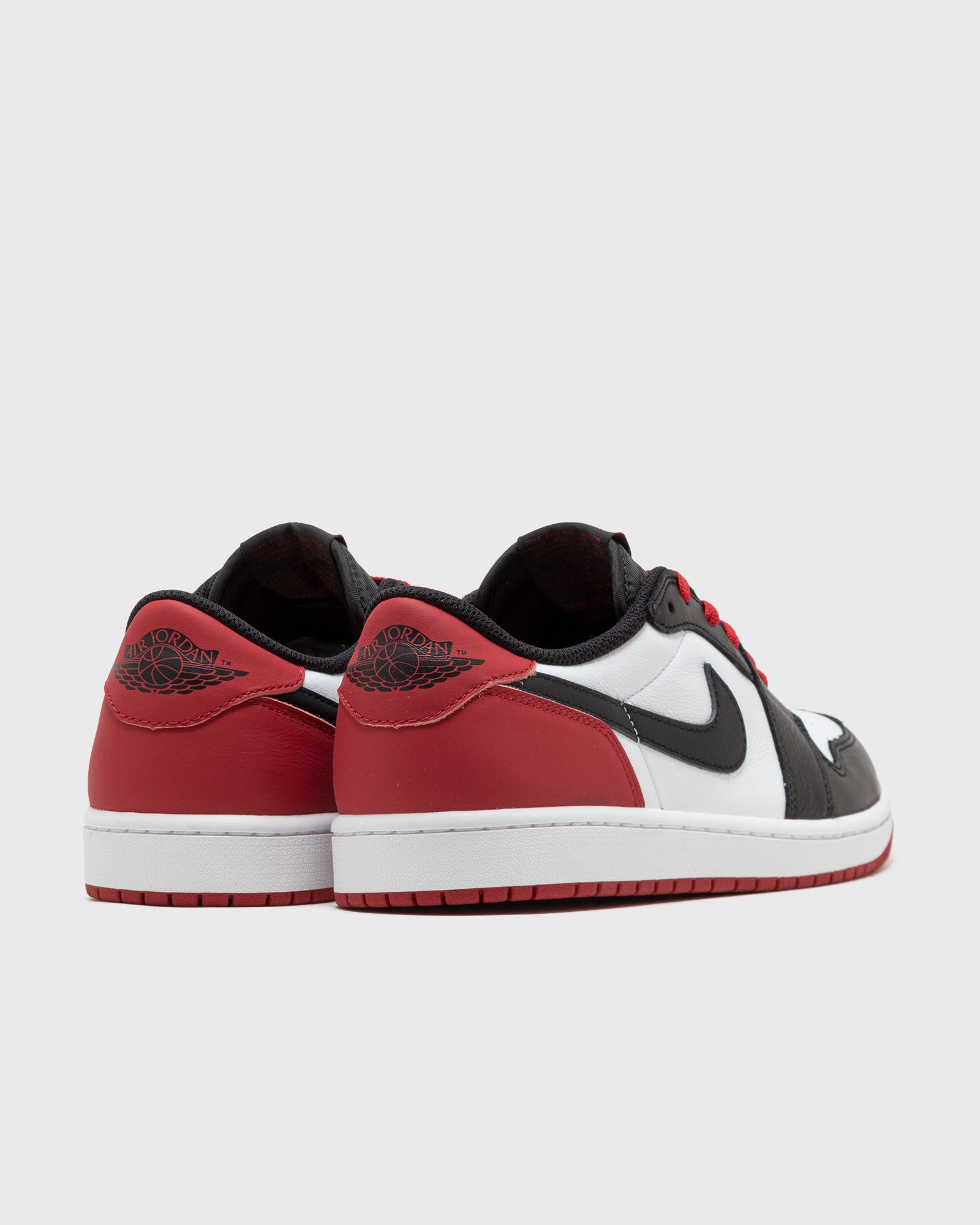 AIR JORDAN 1 RETRO LOW OG 'Black Toe'
