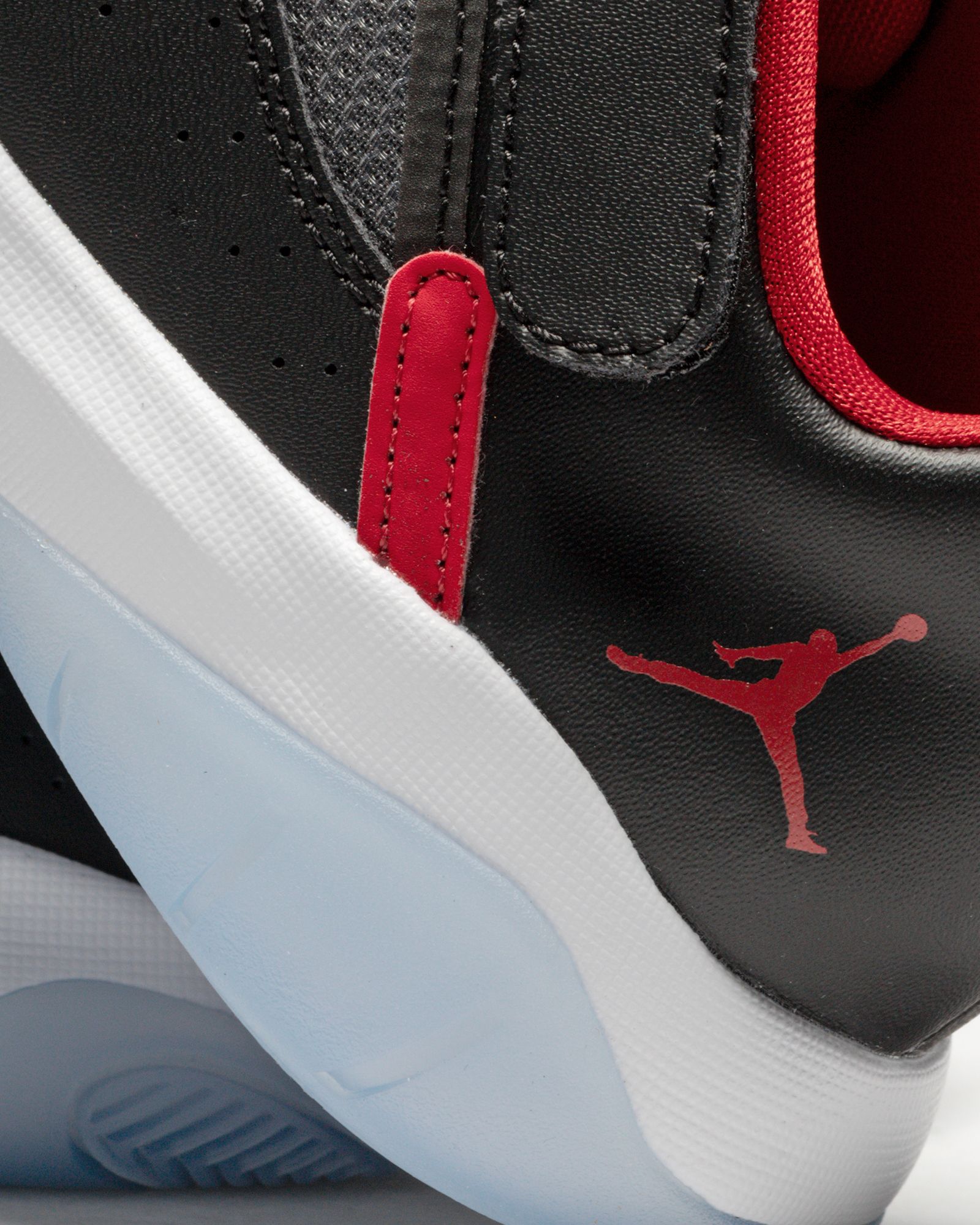 JORDAN 11 CMFT LOW (PS)