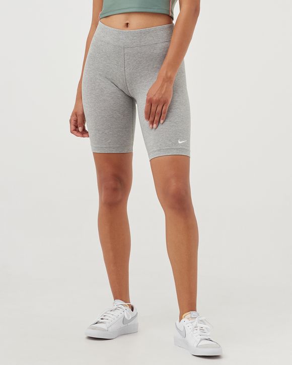 Nike leg a see hot sale shorts