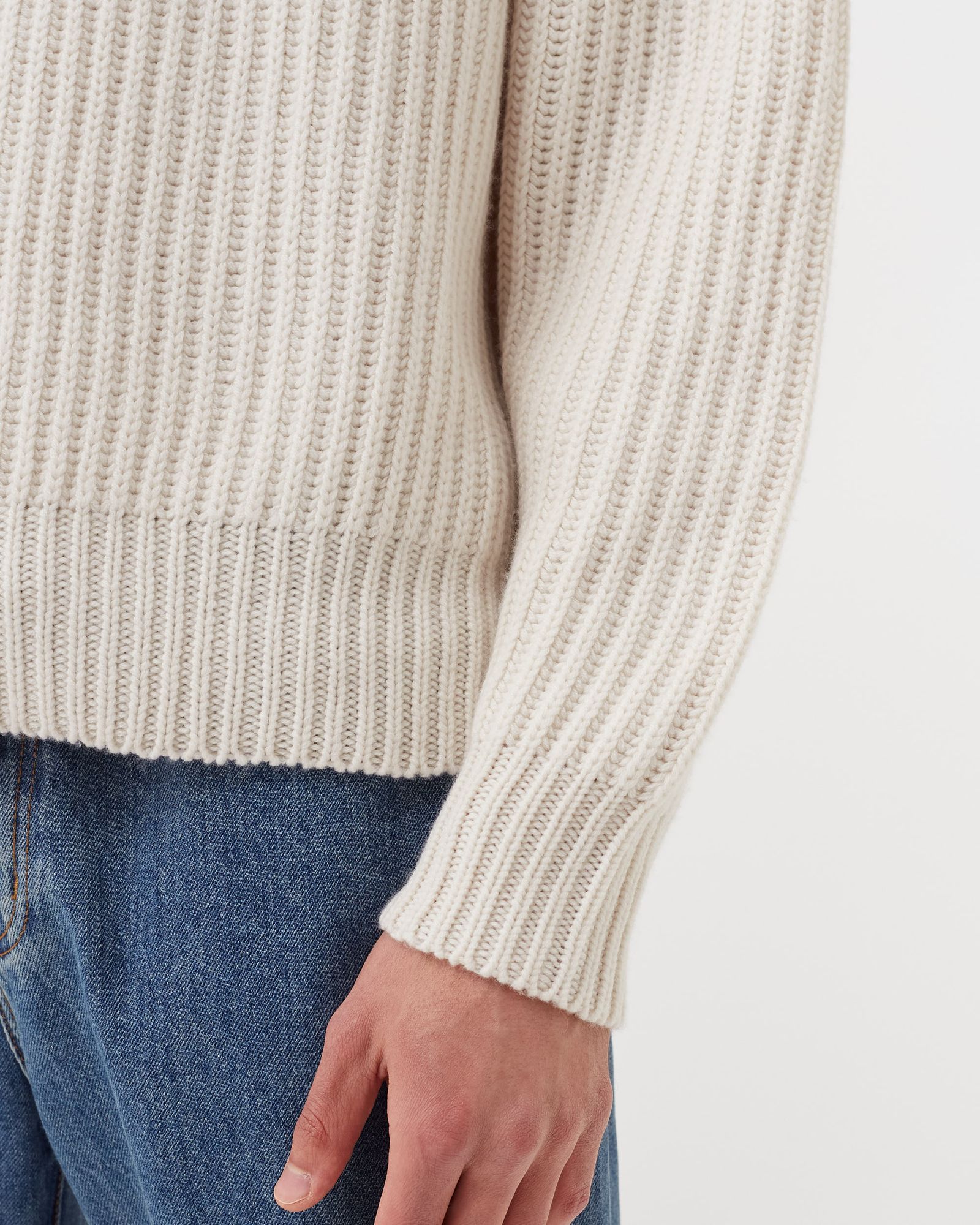 CAPRI CASHMERE CREW SWEATER