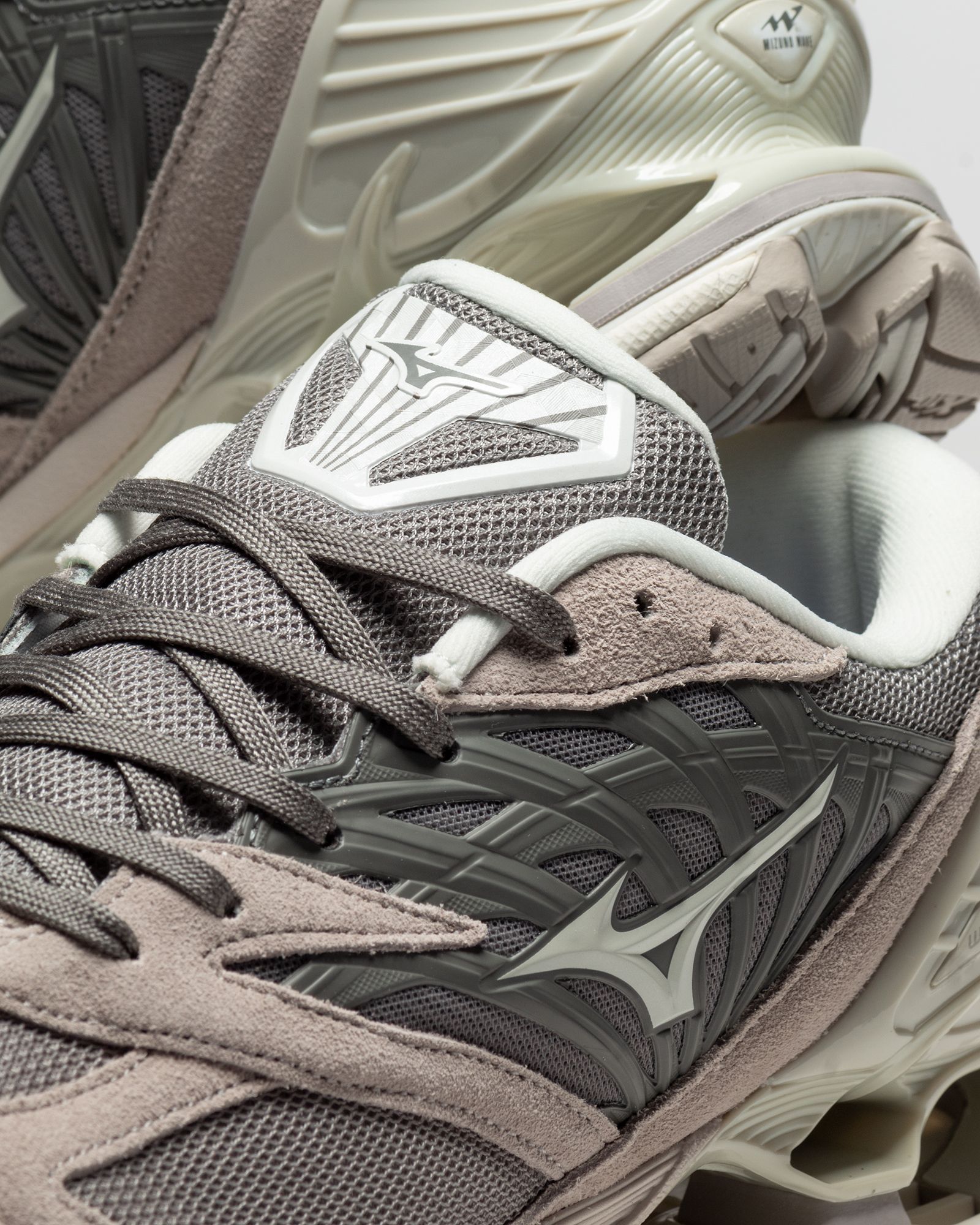 靴 MizunoWAVE PROPHECY LS Is This the Next Great Cult Sneaker? | GQ