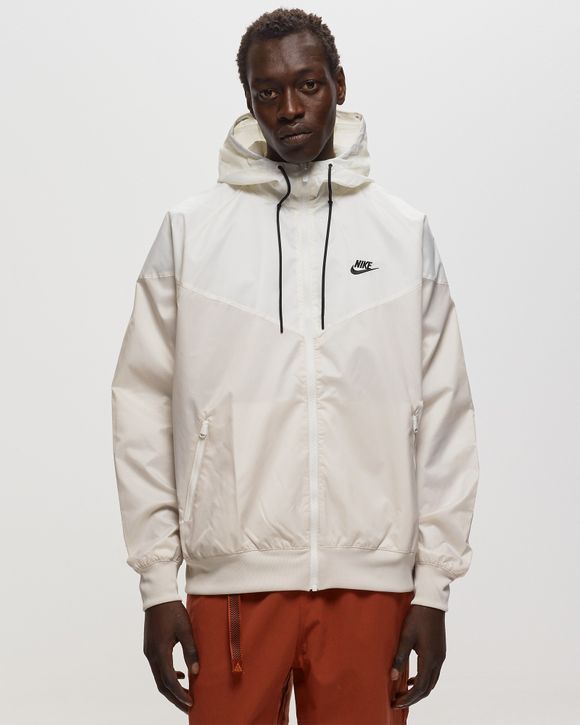 Nike heritage store windbreaker