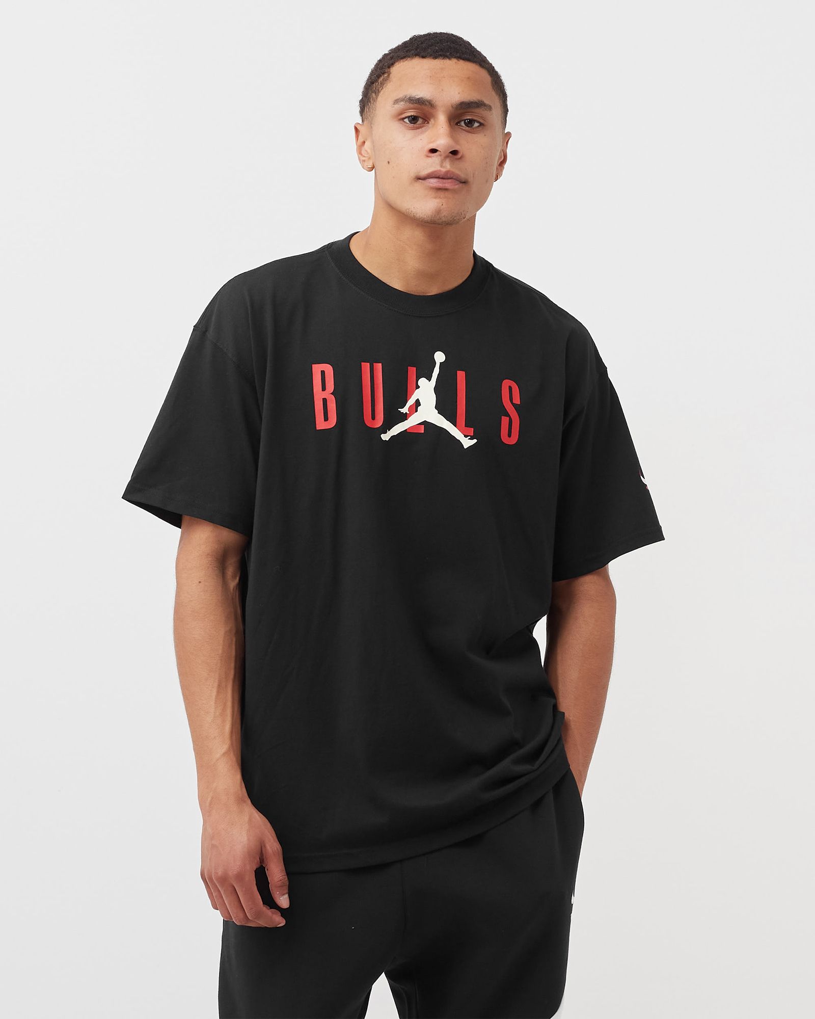 Chicago Bulls Courtside Jordan NBA Tee