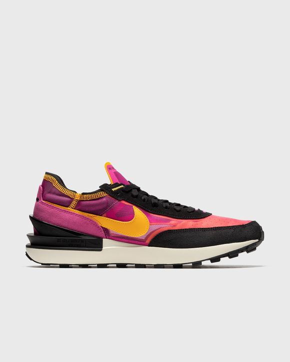 Waffle One 'Active Fuchsia'