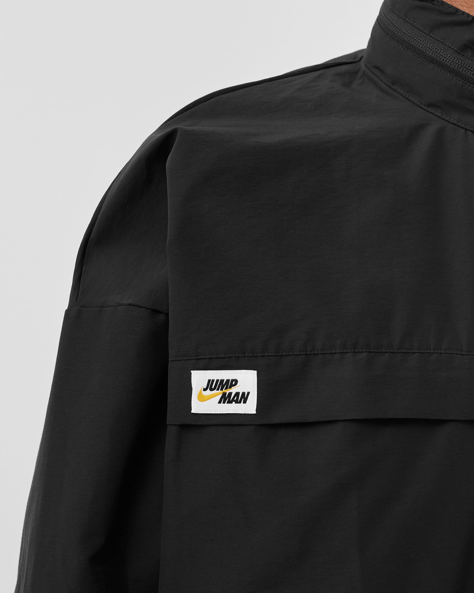 JUMPMAN WINDBREAKER