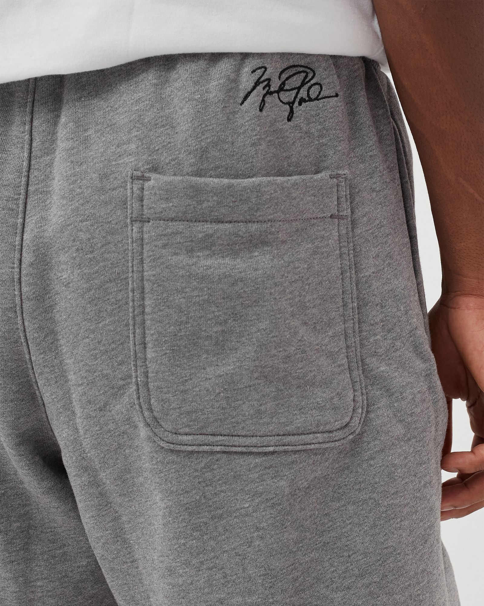 Essential Fleece Short
