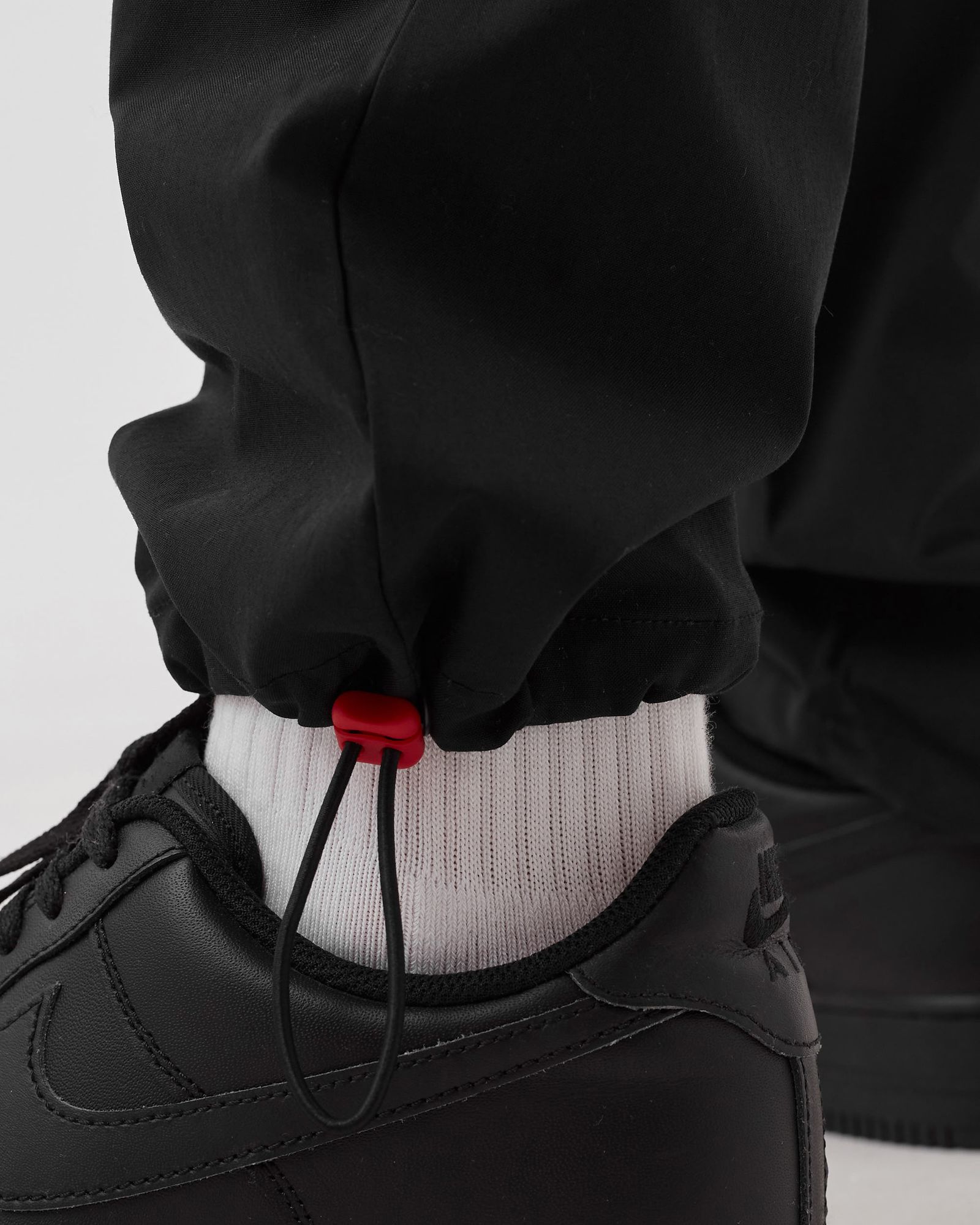 ESSENTIAL Woven Pants