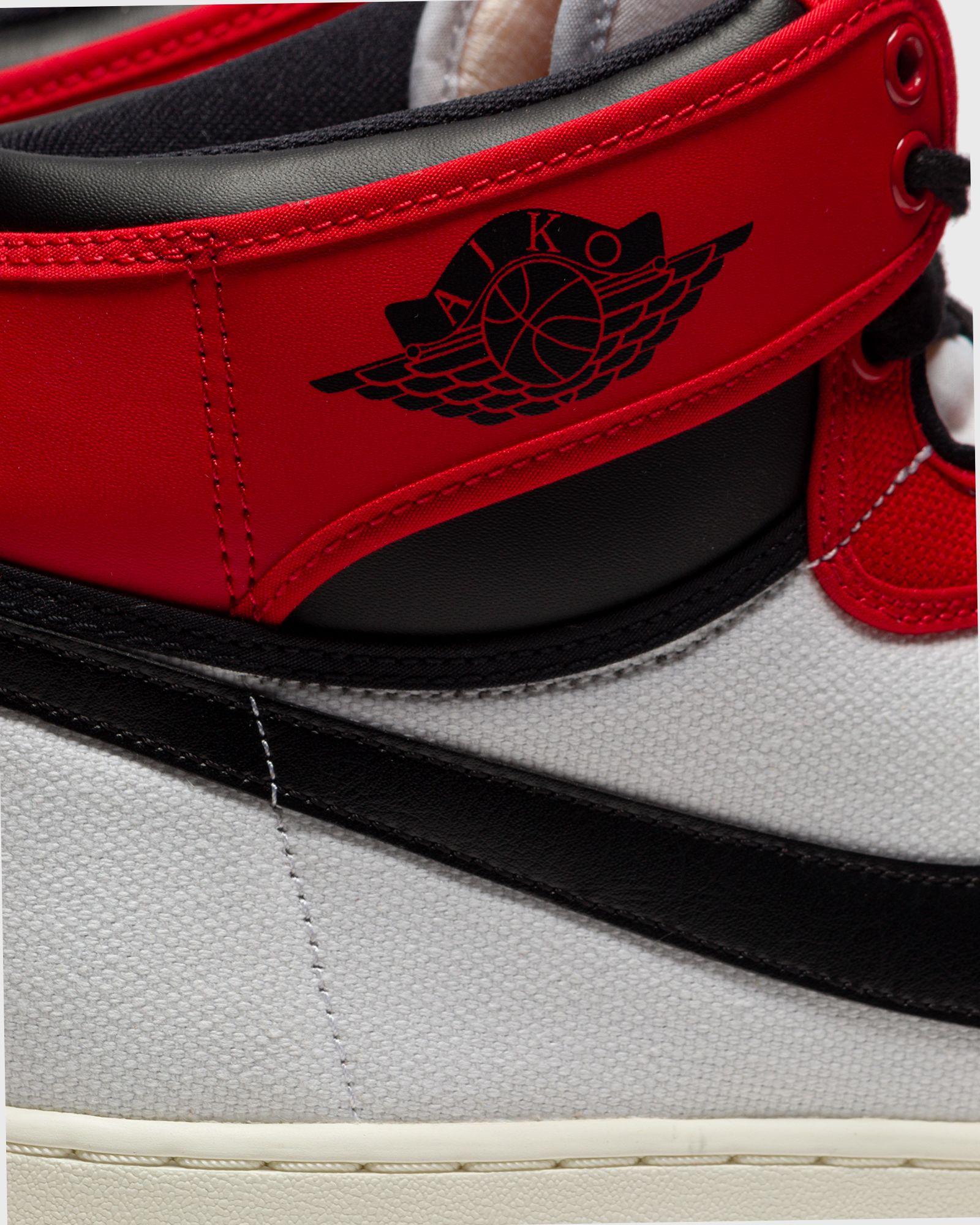 Jordan 1 KO 'CHICAGO'