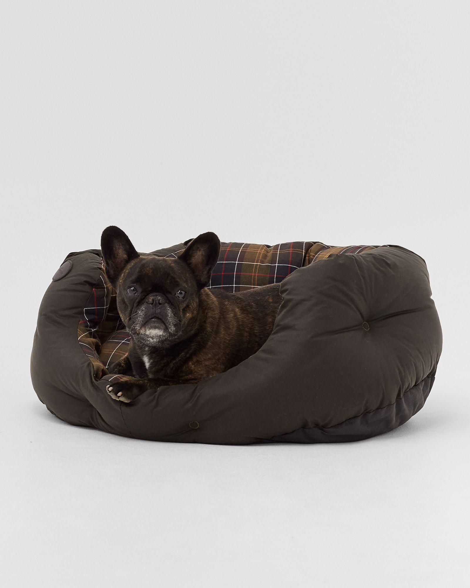 Barbour White Label Wax/Cot Bed 30