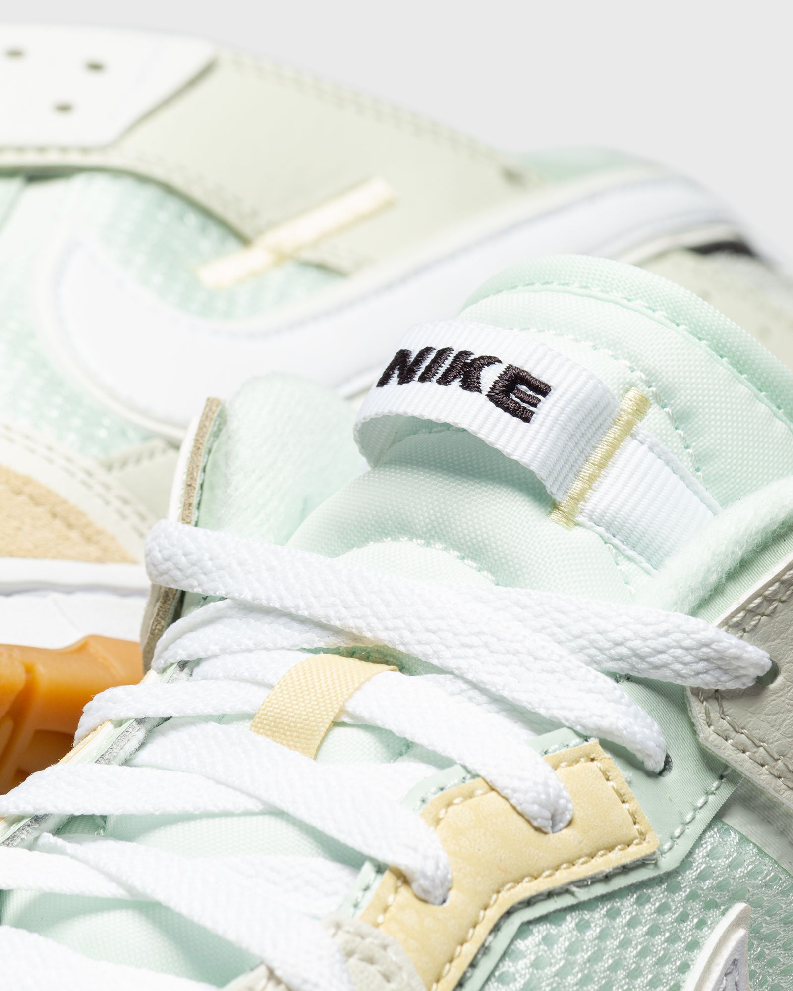 Dunk Scrap 'Sea Glass'