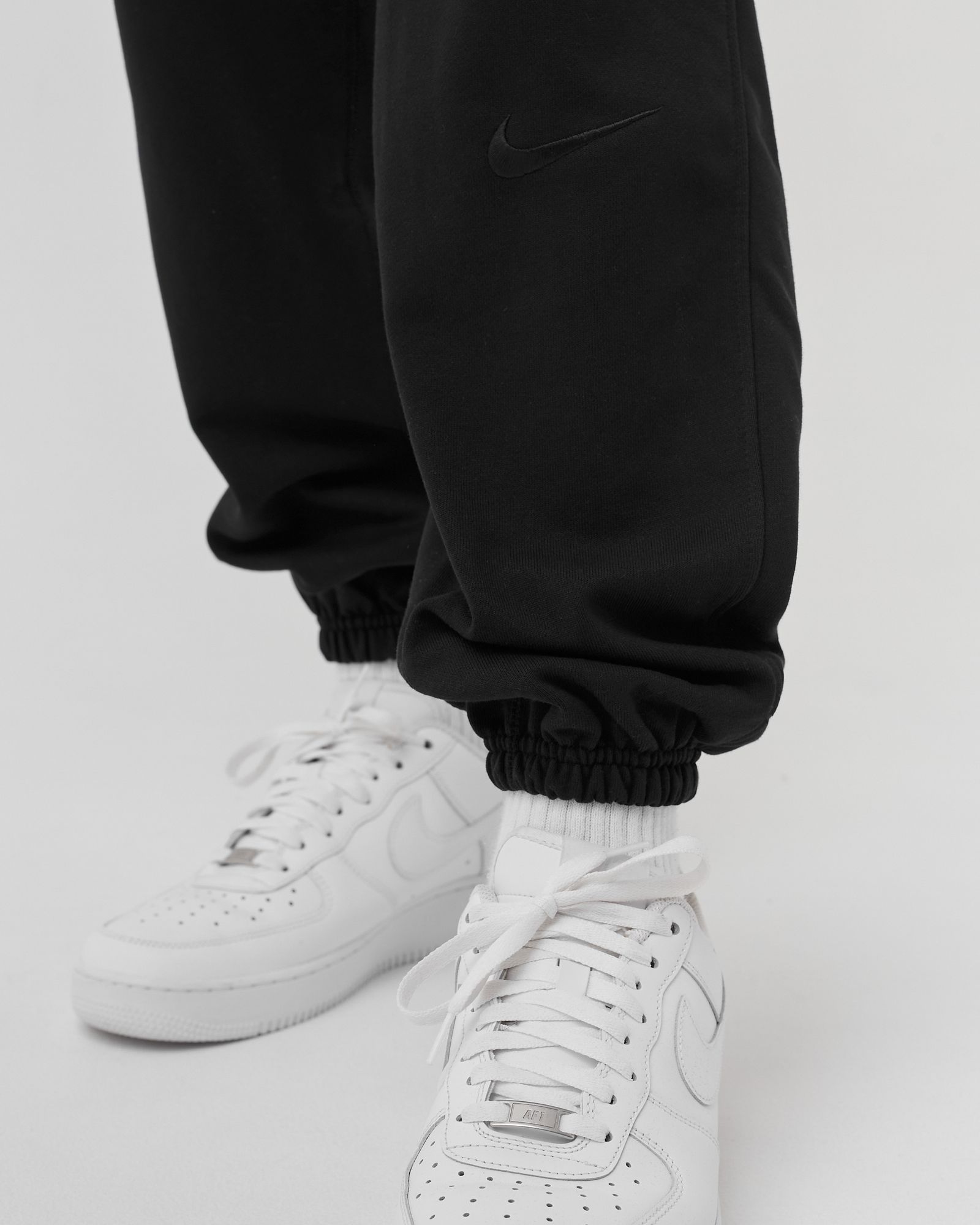 Los Angeles Lakers Standard Issue Dri-FIT NBA Pants