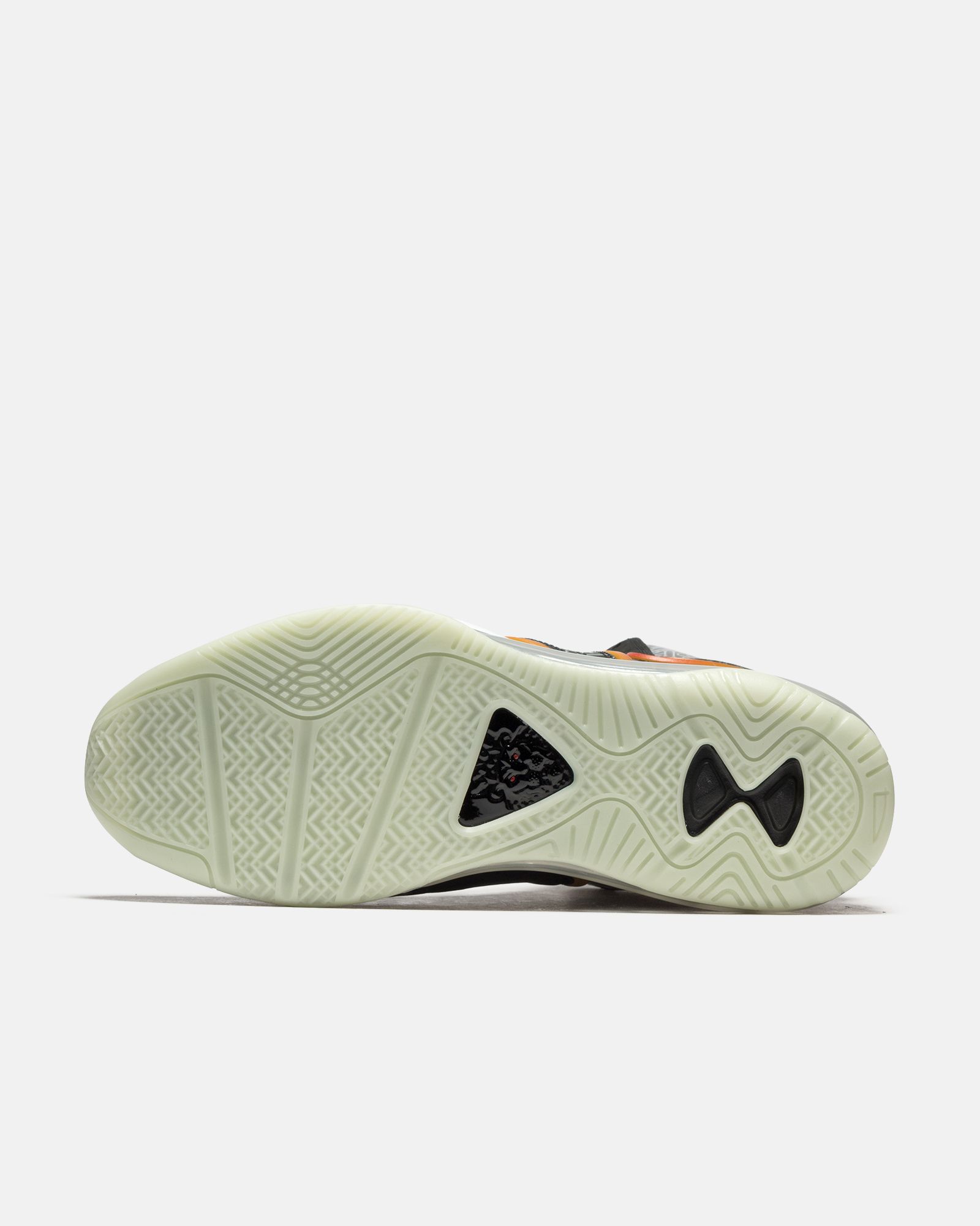 NIKE LEBRON 8 X SPACE JAM: A NEW LEGACY