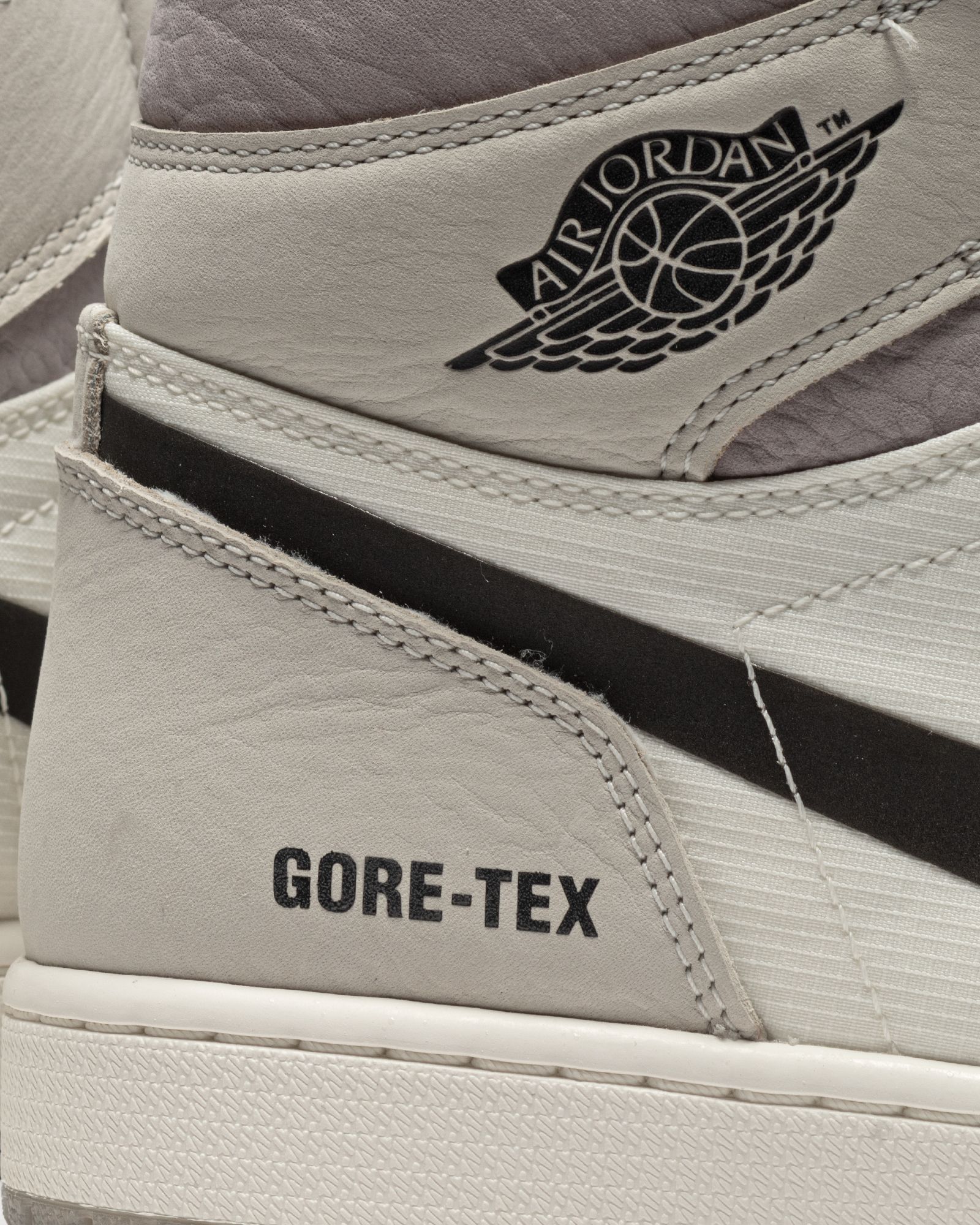 Air Jordan 1 Element Gore -Tex 'Light Bone'
