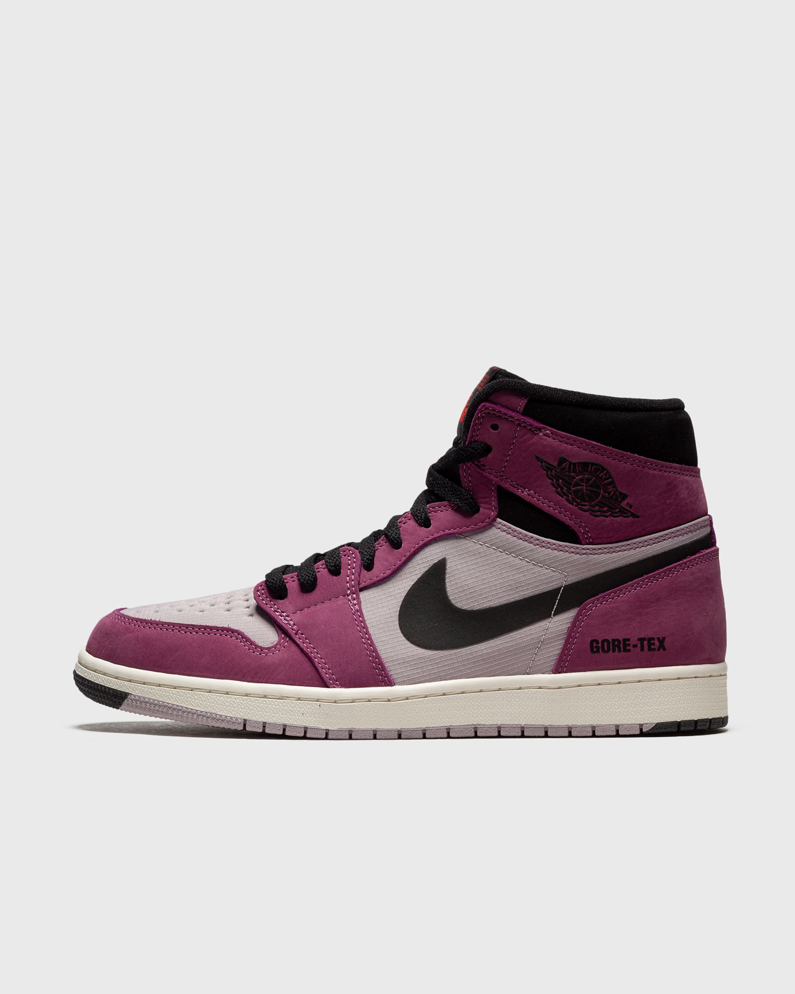 Air Jordan 1 Element Gore-Tex "Light Berry"