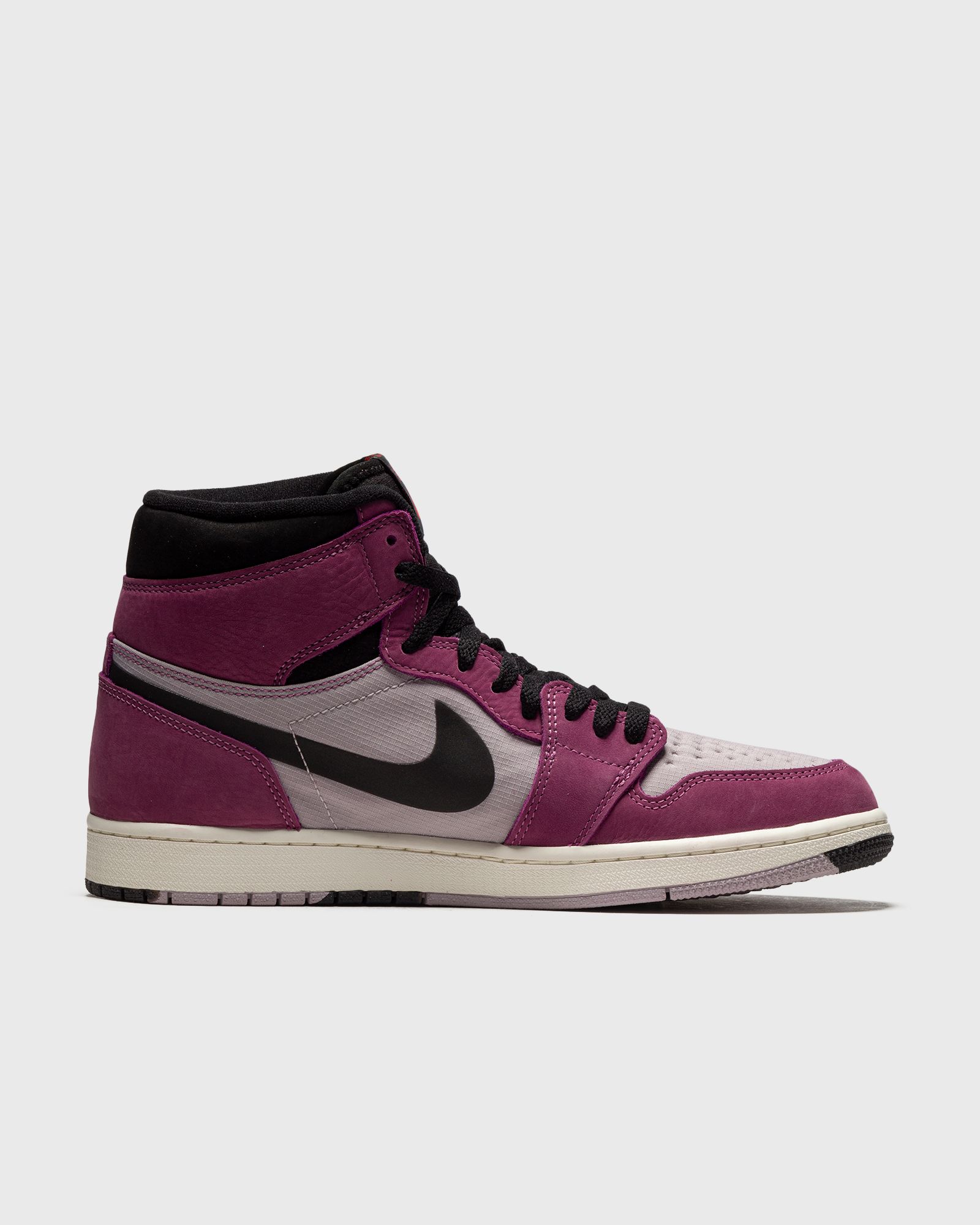 Air Jordan 1 Element Gore-Tex "Light Berry"