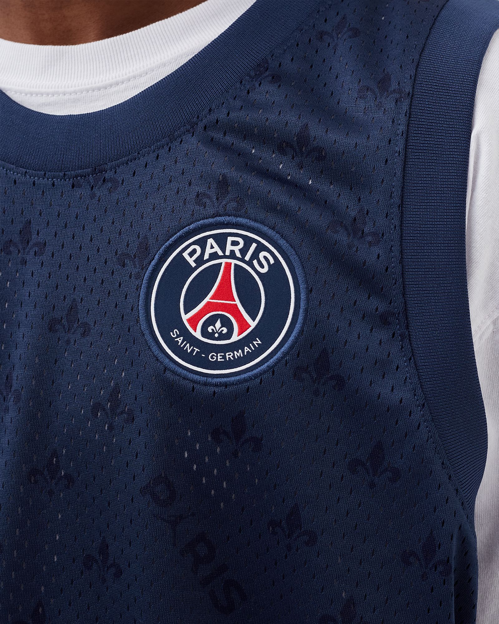 Paris Saint-Germain Mesh Jersey