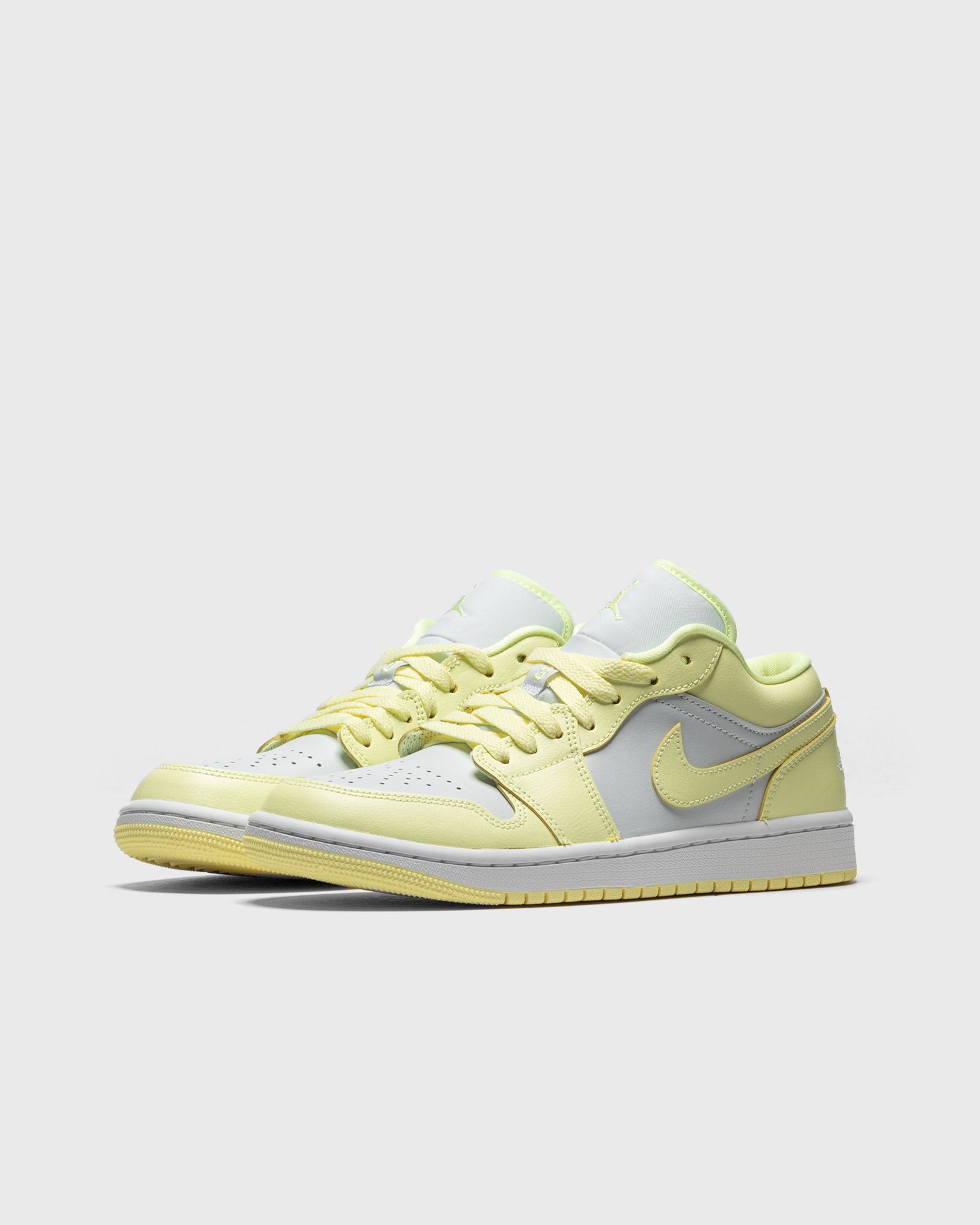 WMNS Air Jordan 1 Low