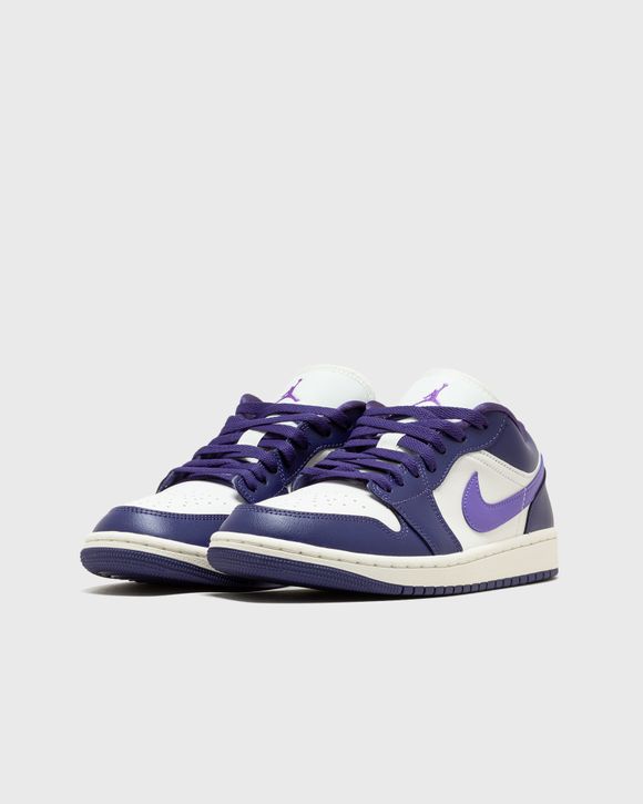 Jordan WMNS AIR JORDAN 1 LOW 'Sky J Purple' Purple/White | BSTN Store