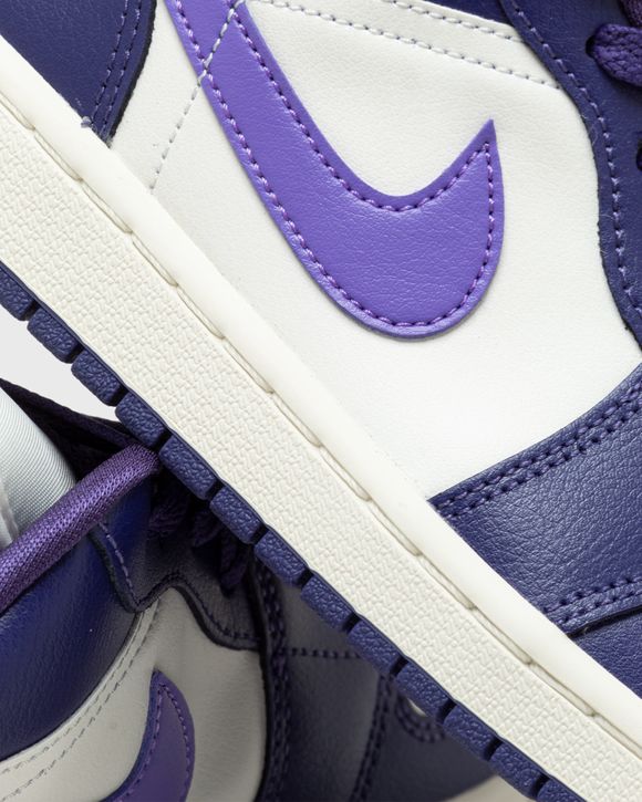 Aj1 on sale low purple