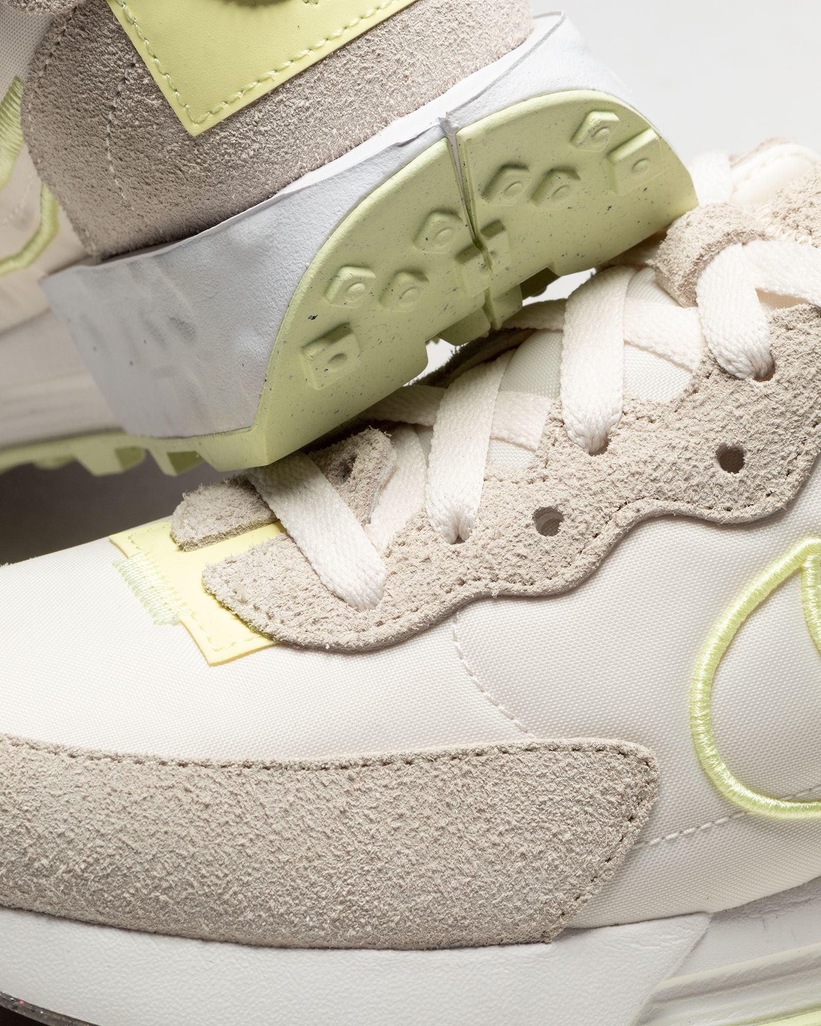 WMNS Fontanka Waffle