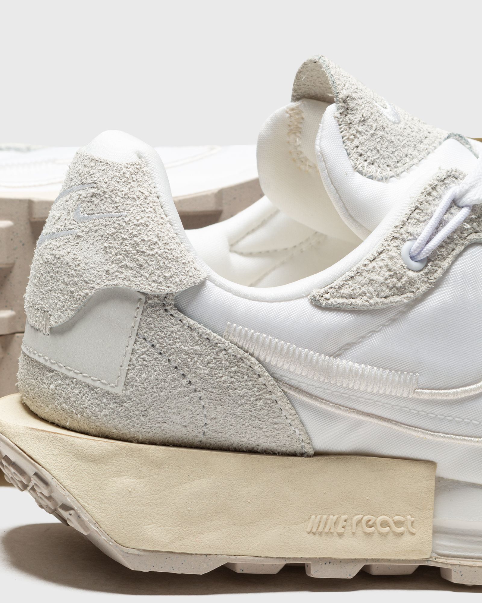 WMNS Fontanka Waffle