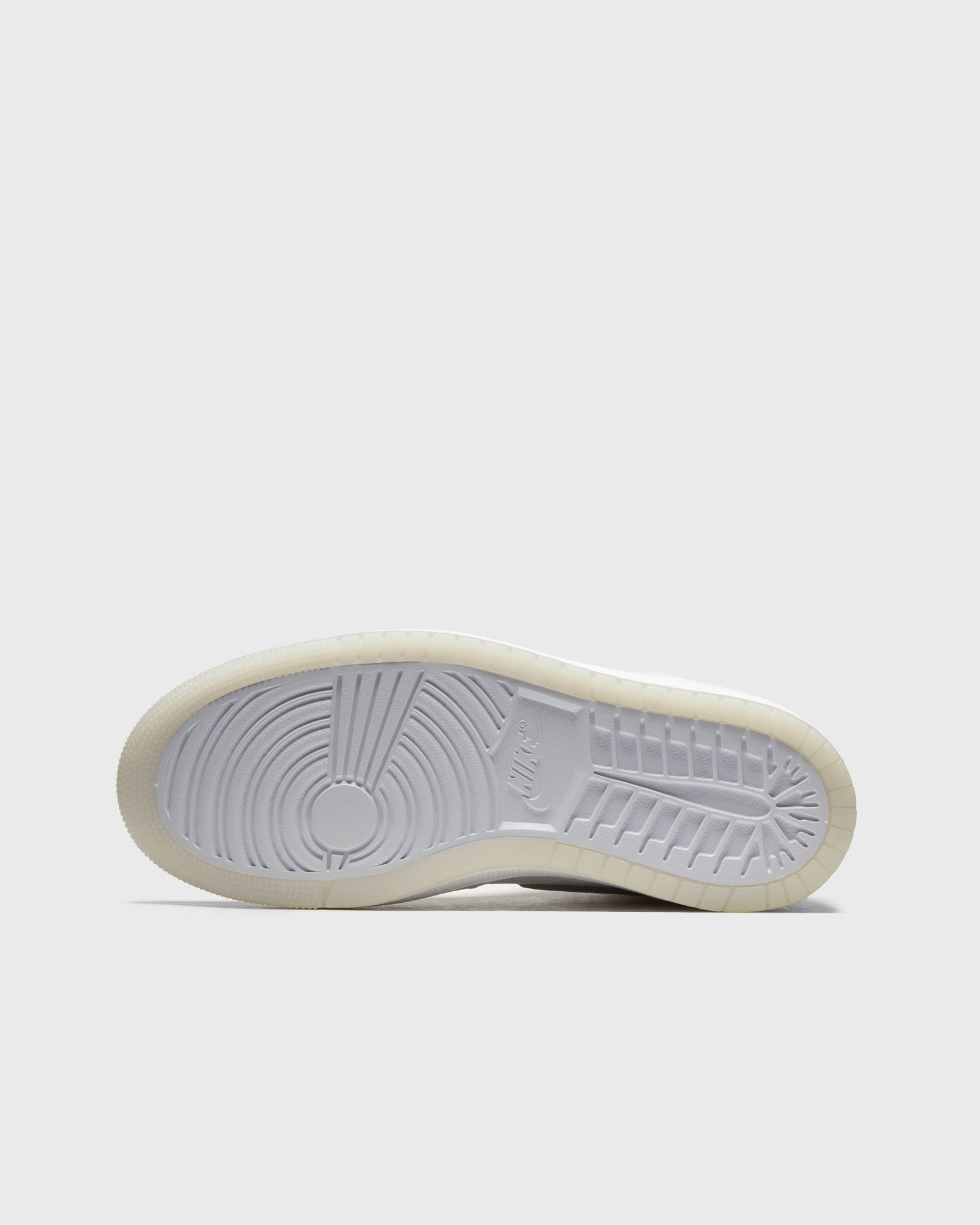 WMNS Air Jordan 1 Acclimate