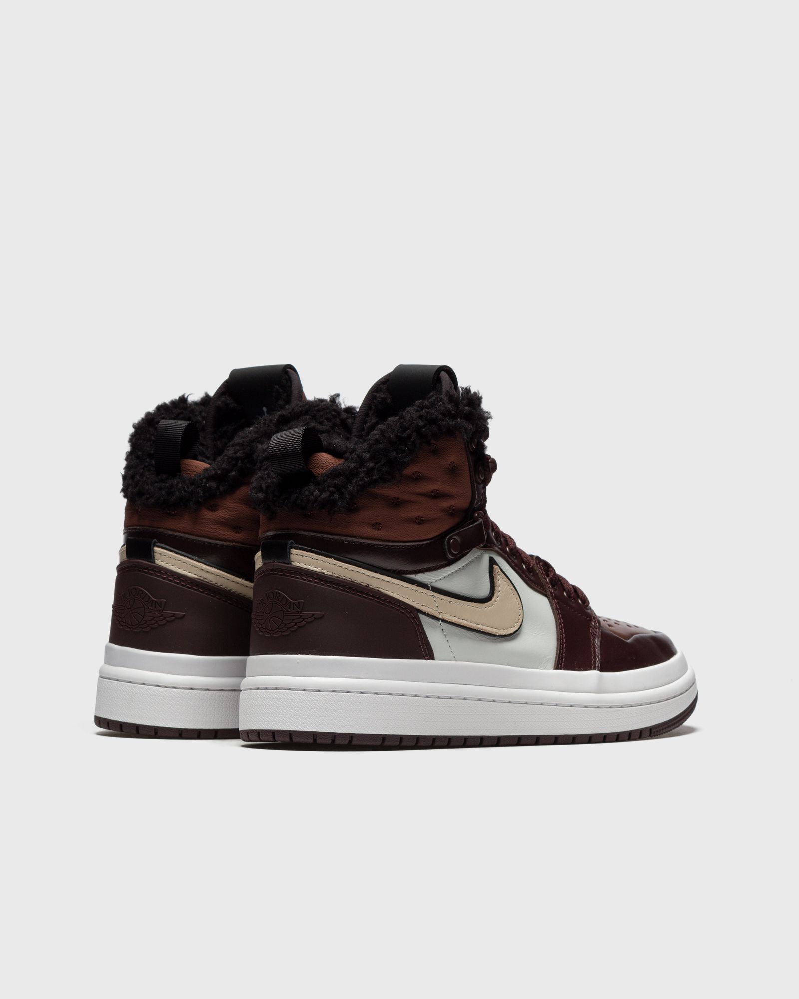 WMNS Air Jordan 1 Acclimate