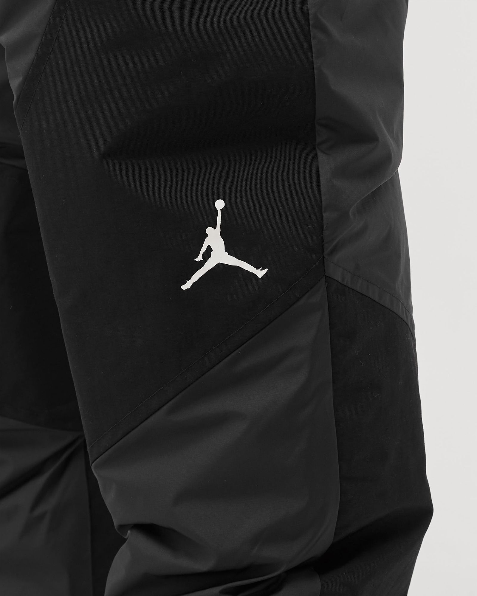 23 Engineered Woven Pants