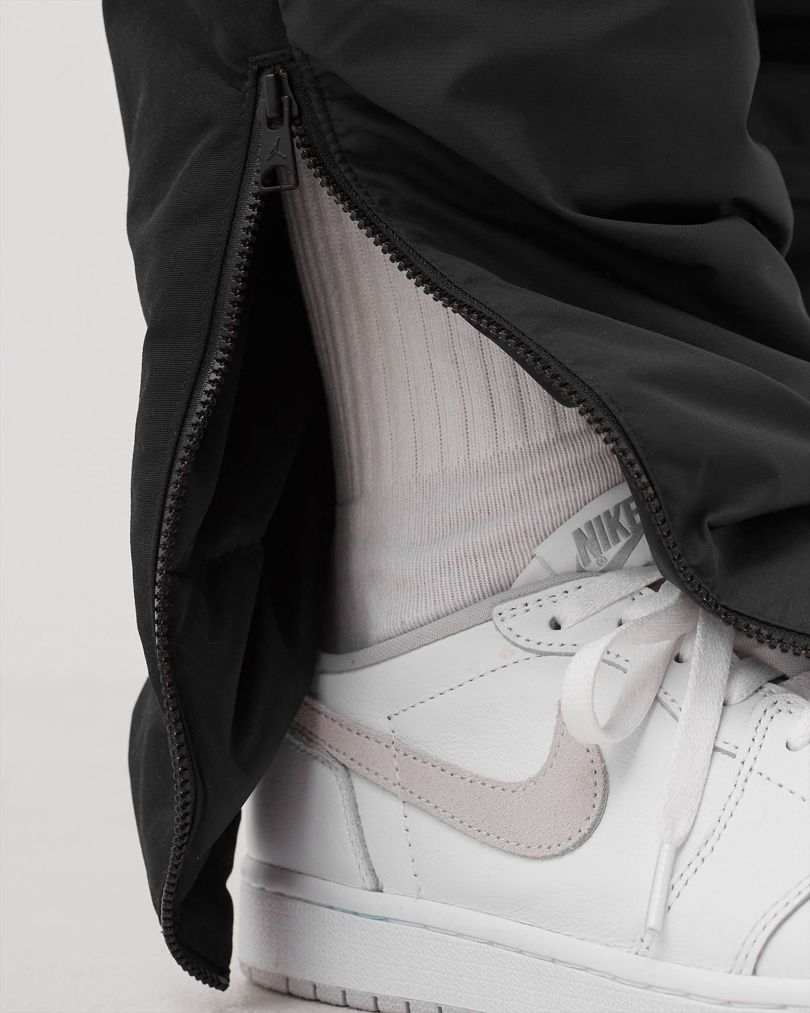 23 Engineered Woven Pants