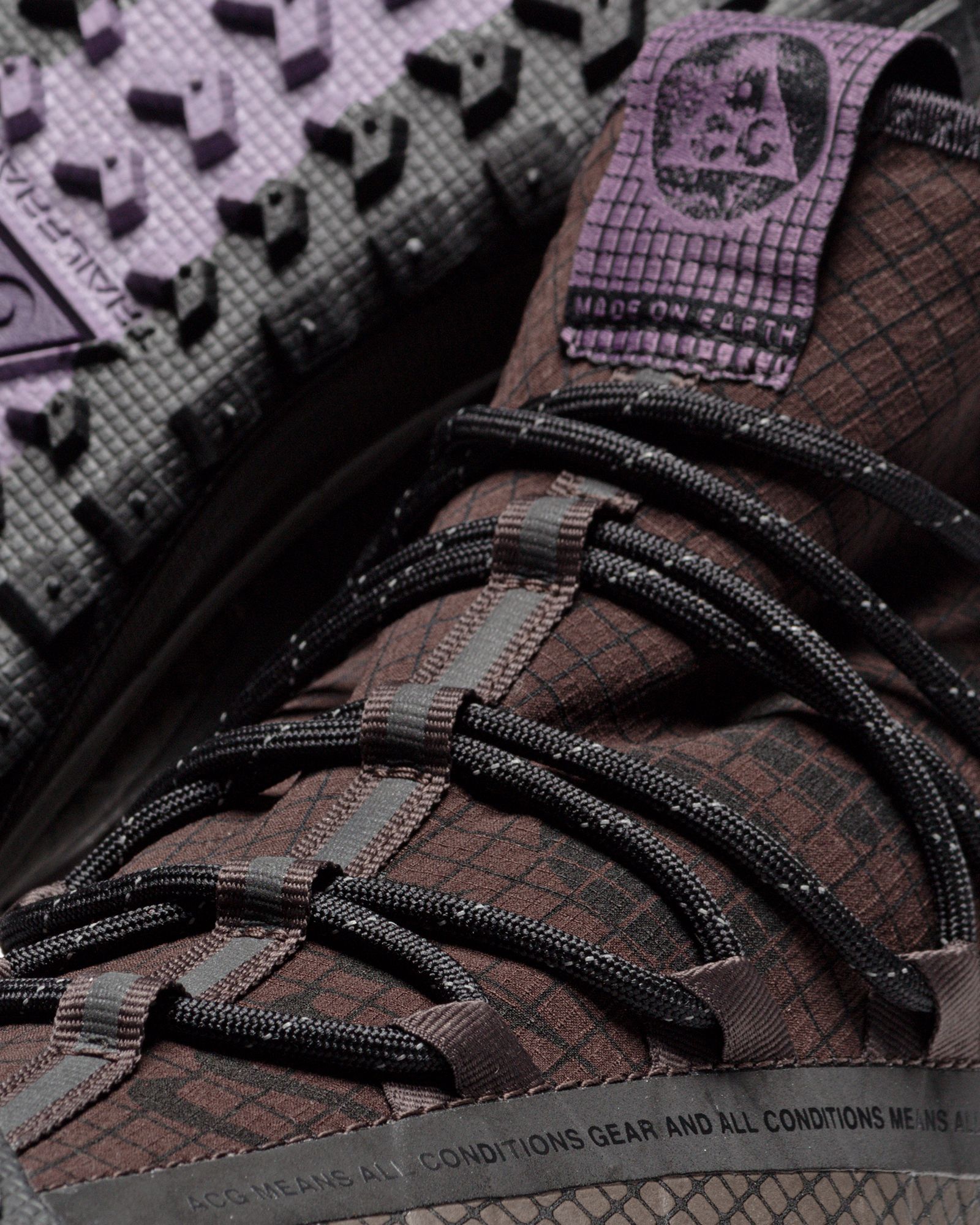 ACG MOUNTAIN FLY LOW